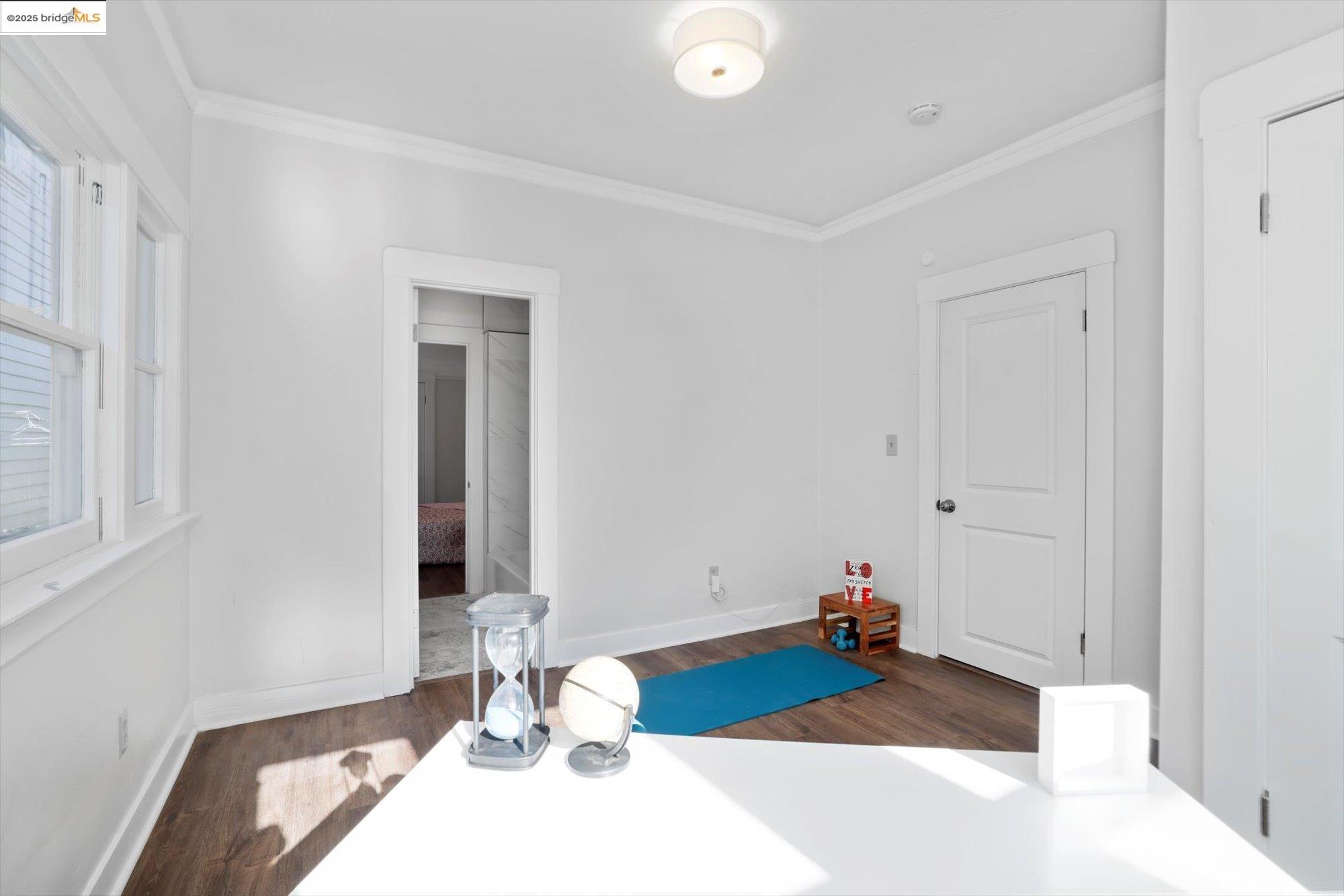 Detail Gallery Image 17 of 35 For 1641 E 20th Street, Oakland,  CA 94606 - 2 Beds | 1 Baths