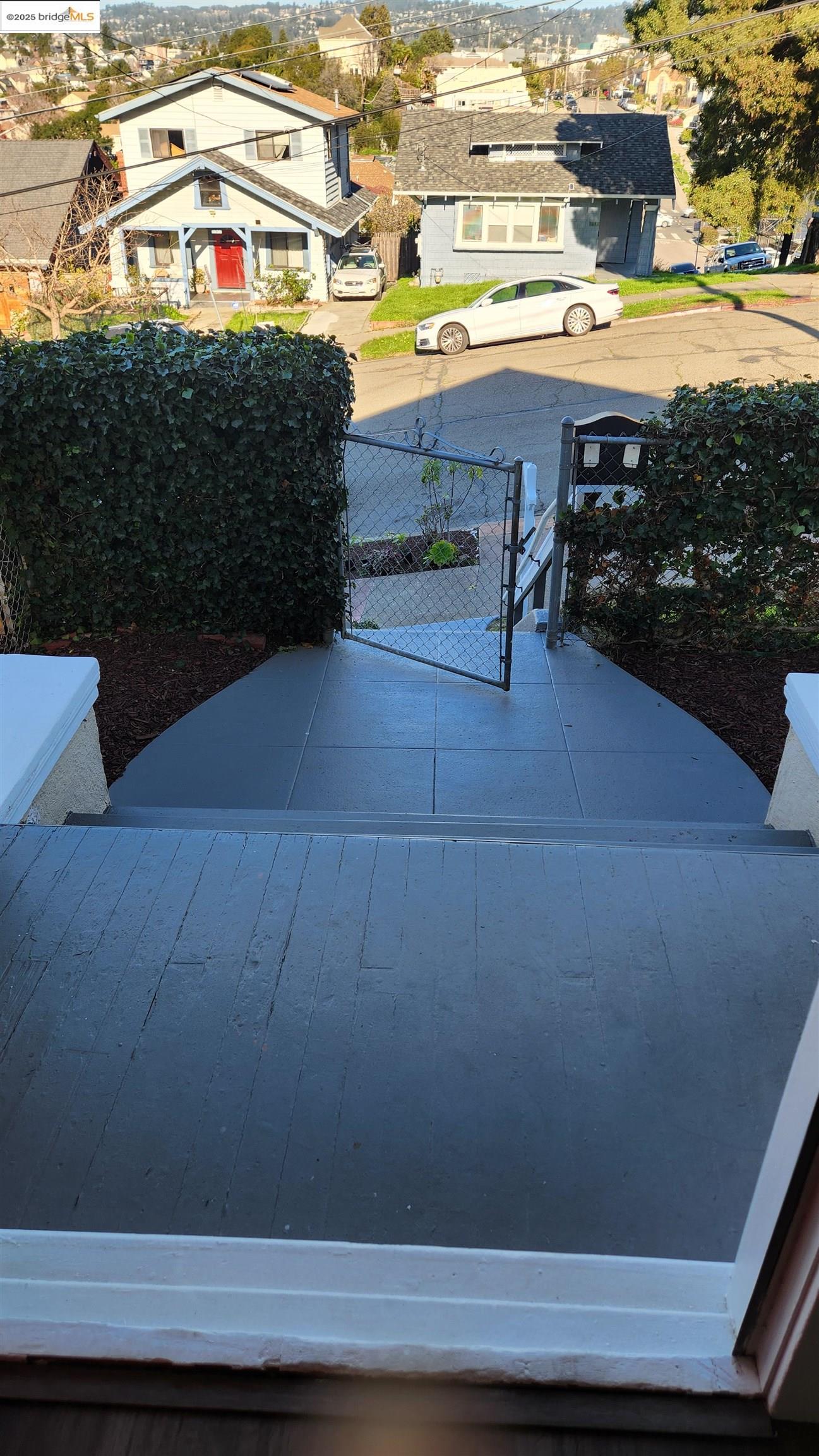 Detail Gallery Image 34 of 35 For 1641 E 20th Street, Oakland,  CA 94606 - 2 Beds | 1 Baths