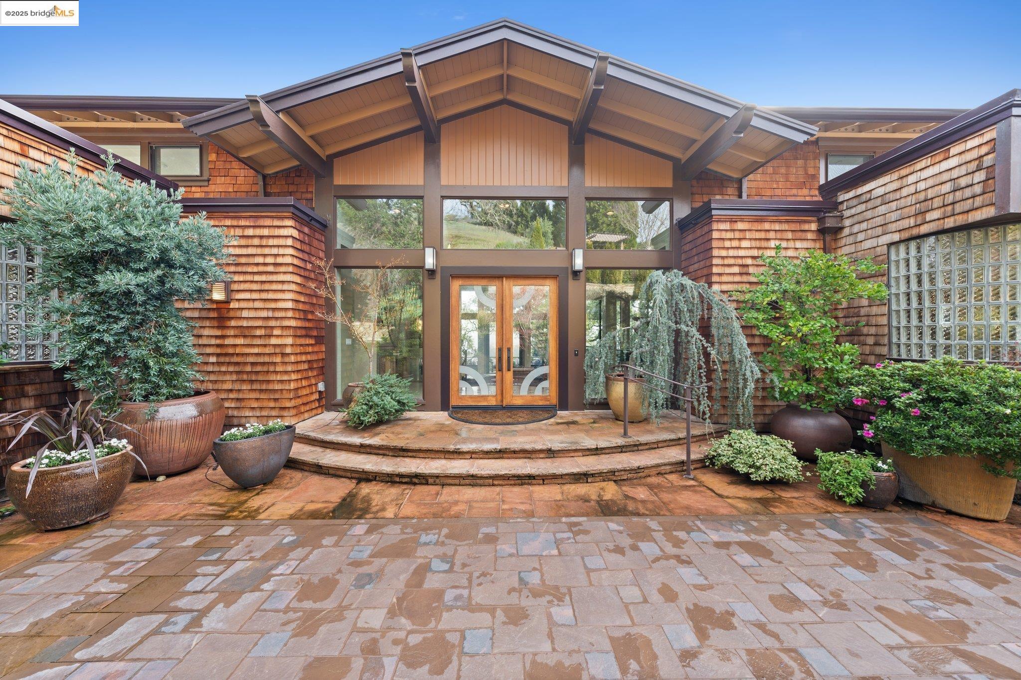 Detail Gallery Image 1 of 12 For 4110 Happy Valley Rd, Lafayette,  CA 94549 - 6 Beds | 6 Baths