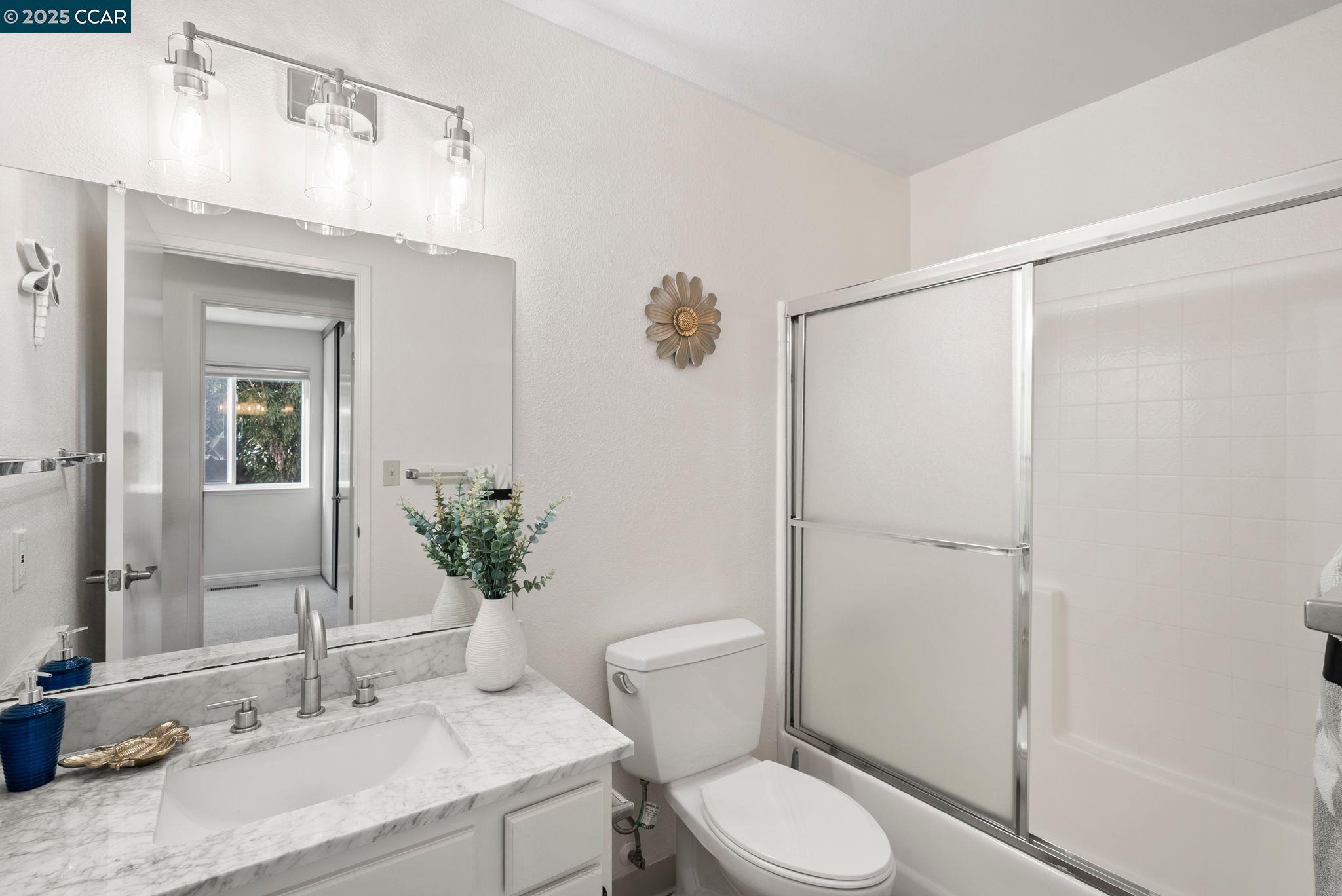 Detail Gallery Image 24 of 35 For 2526 Holly View Drive, Martinez,  CA 94553 - 3 Beds | 2 Baths