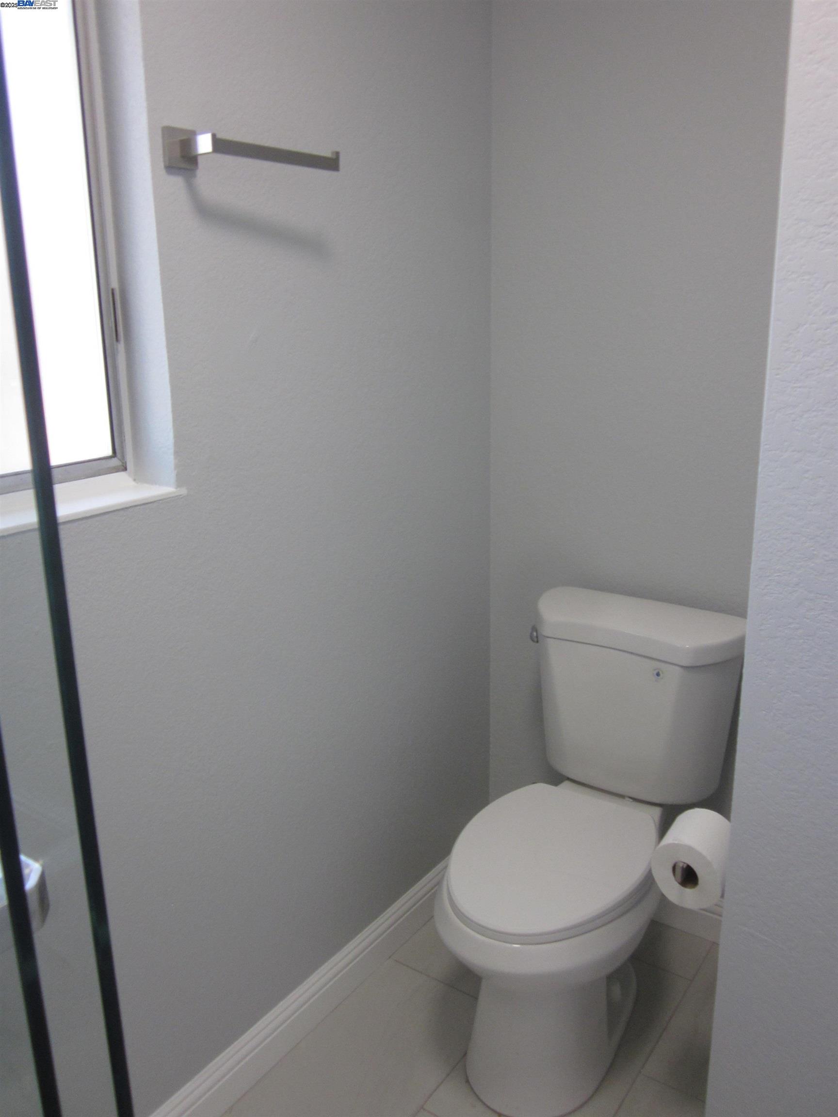 Detail Gallery Image 28 of 43 For 23239 Ernest Ct., Hayward,  CA 94541 - 3 Beds | 2 Baths