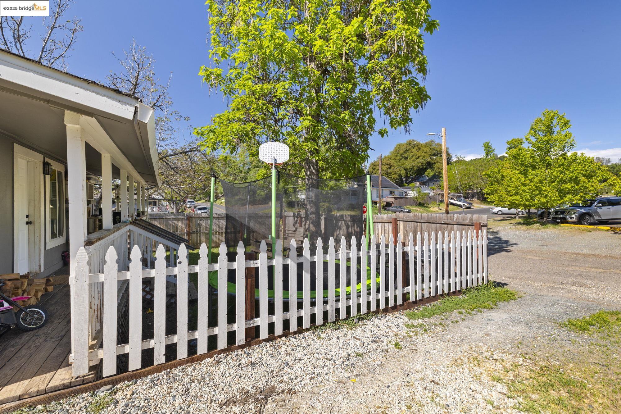 Detail Gallery Image 12 of 45 For 18447 Elm Avenue, Tuolumne,  CA 95379 - – Beds | – Baths