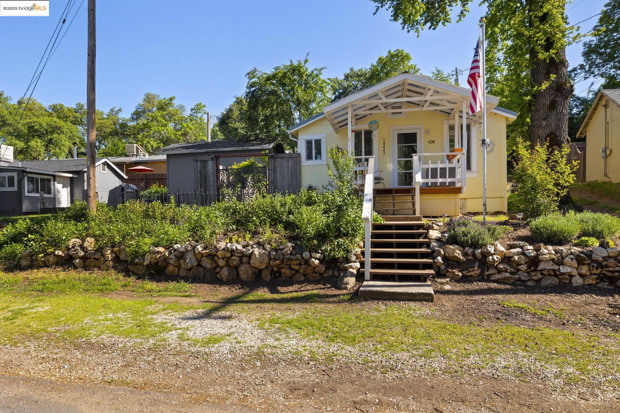 Detail Gallery Image 26 of 45 For 18447 Elm Avenue, Tuolumne,  CA 95379 - – Beds | – Baths
