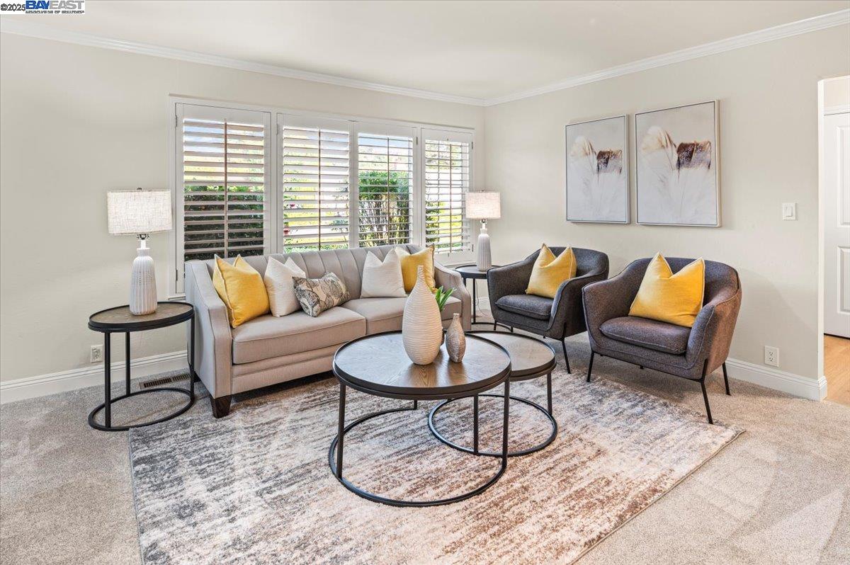 Detail Gallery Image 11 of 58 For 25631 Paul Ct, Hayward,  CA 94541 - 3 Beds | 2 Baths