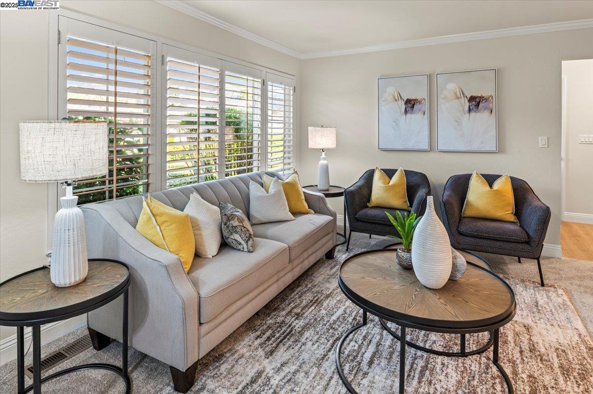 Detail Gallery Image 7 of 58 For 25631 Paul Ct, Hayward,  CA 94541 - 3 Beds | 2 Baths