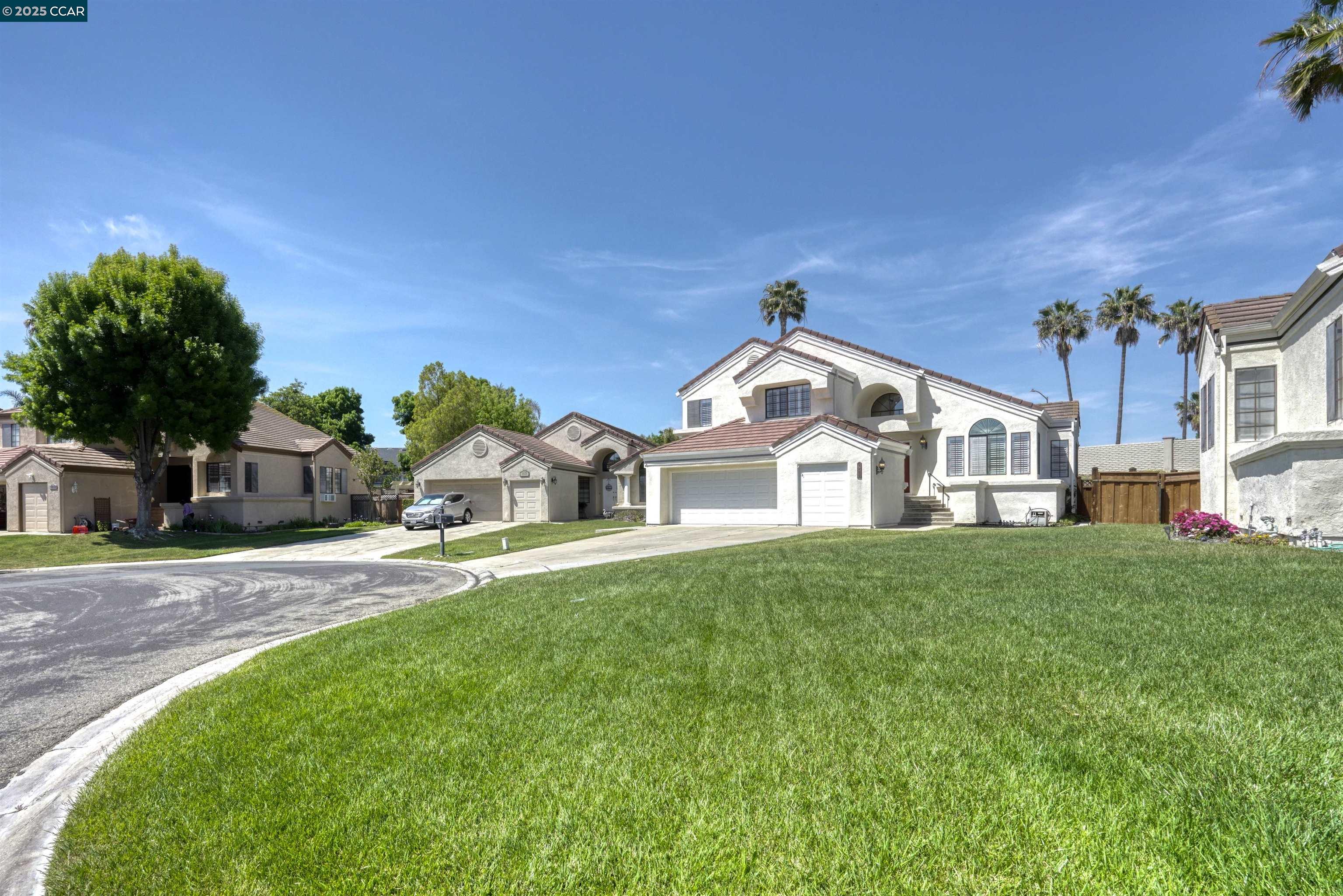 Detail Gallery Image 2 of 31 For 5535 Edgeview Dr, Discovery Bay,  CA 94505 - 4 Beds | 3 Baths