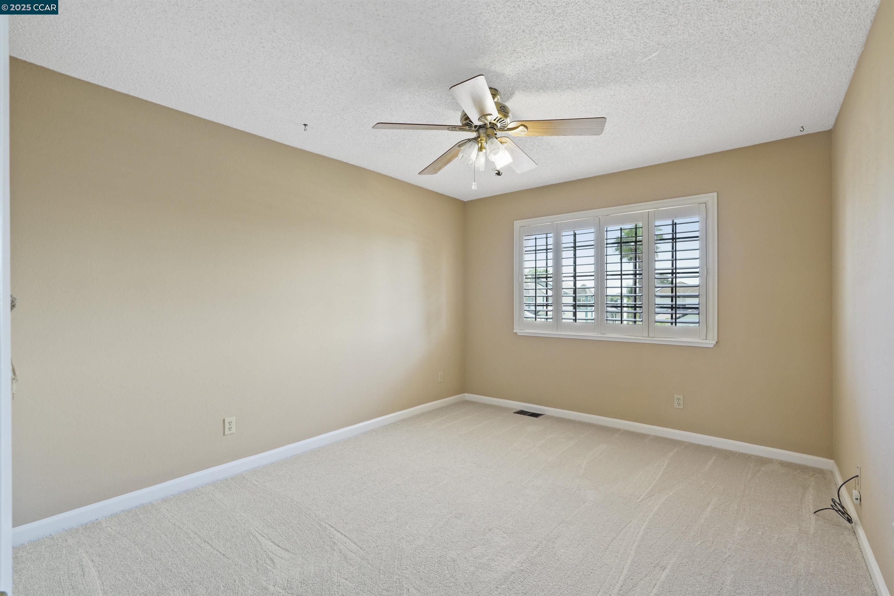 Detail Gallery Image 23 of 31 For 5535 Edgeview Dr, Discovery Bay,  CA 94505 - 4 Beds | 3 Baths
