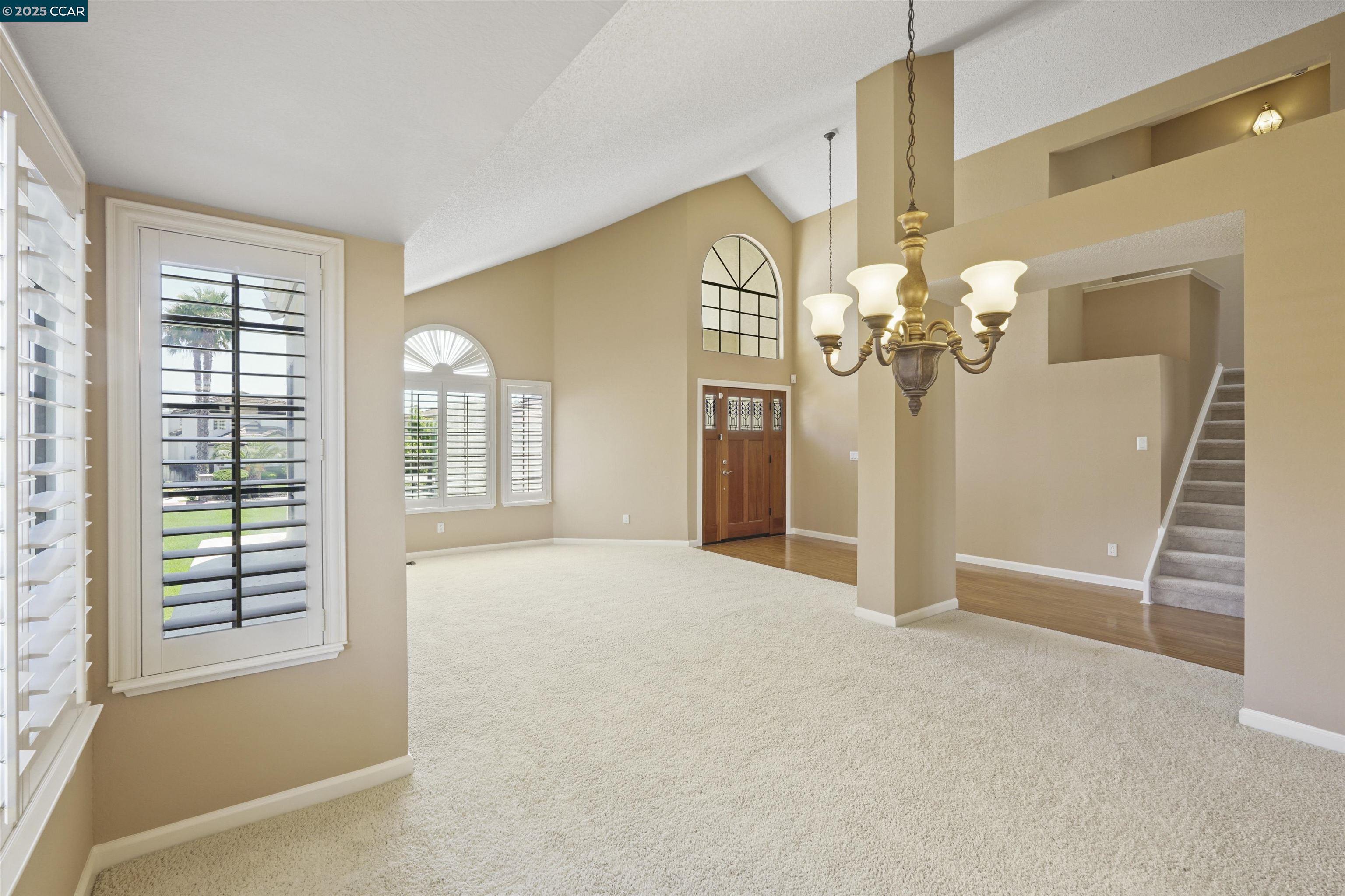 Detail Gallery Image 8 of 31 For 5535 Edgeview Dr, Discovery Bay,  CA 94505 - 4 Beds | 3 Baths