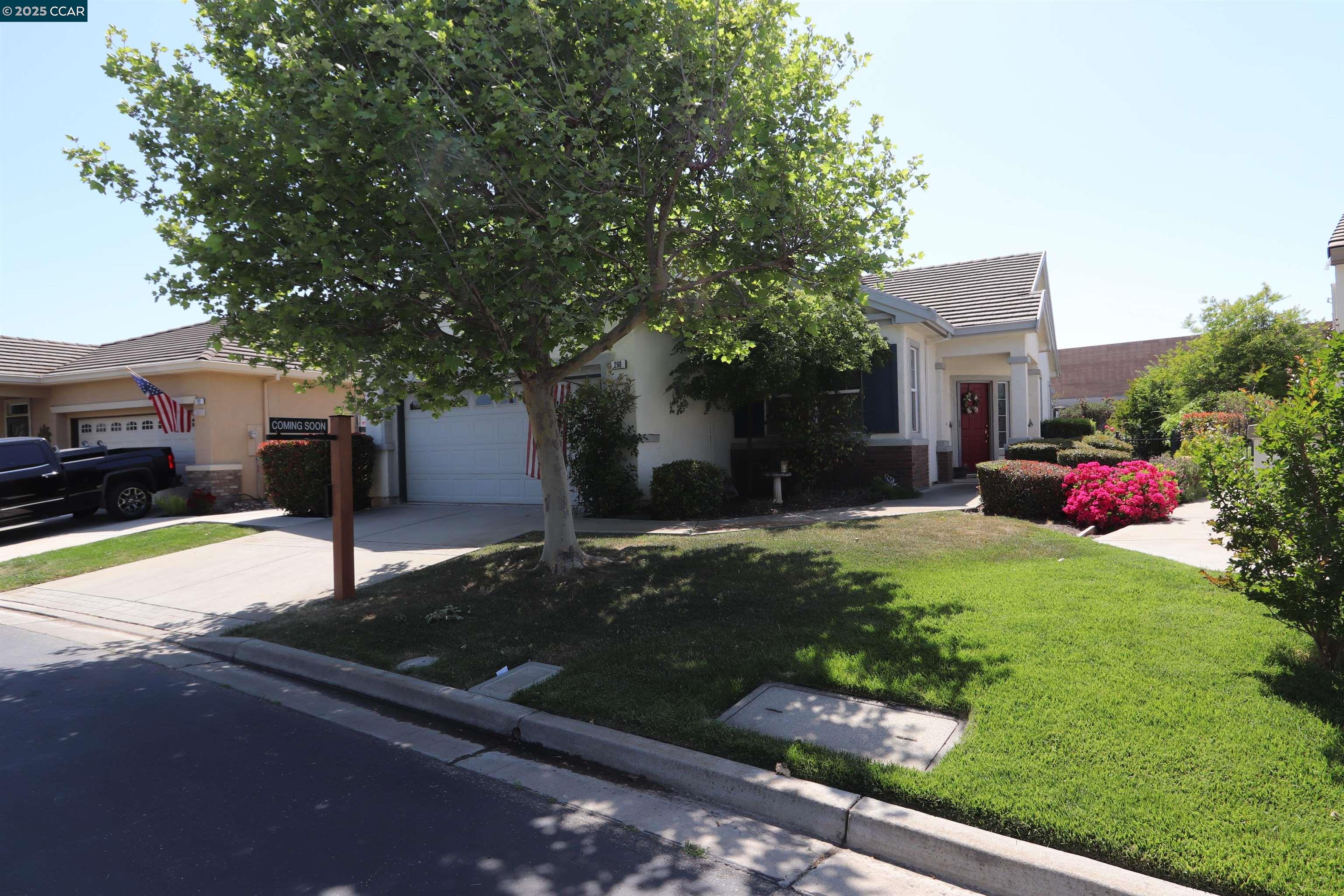 Detail Gallery Image 1 of 1 For 290 Black Amber Way, Brentwood,  CA 94513 - 2 Beds | 2 Baths