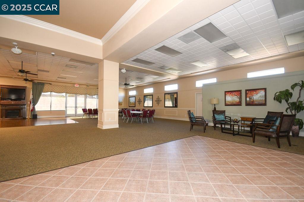 Detail Gallery Image 19 of 25 For 290 Black Amber Way, Brentwood,  CA 94513 - 2 Beds | 2 Baths