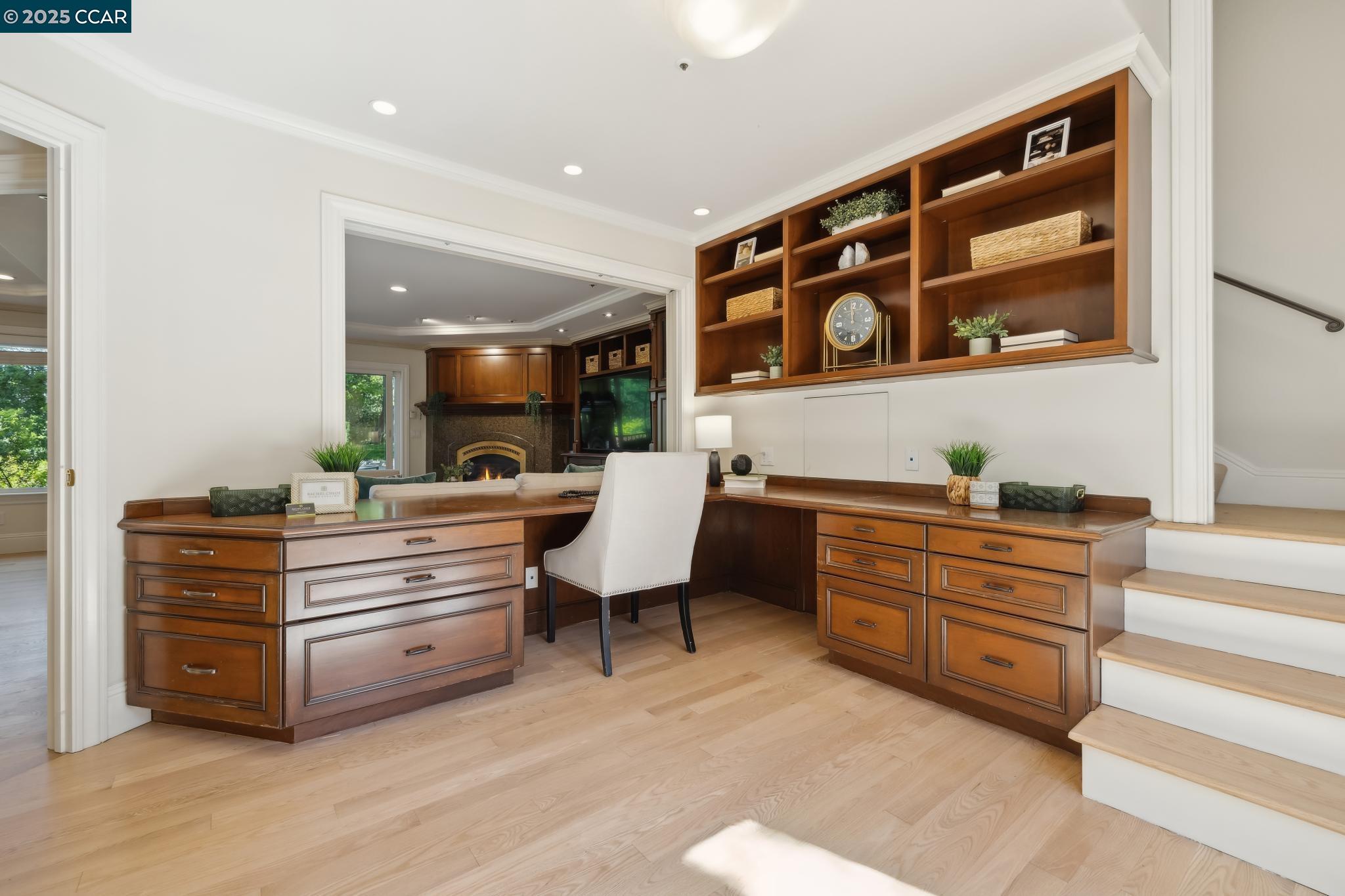 Detail Gallery Image 20 of 60 For 135 Dean Rd, Alamo,  CA 94507 - 6 Beds | 5/1 Baths