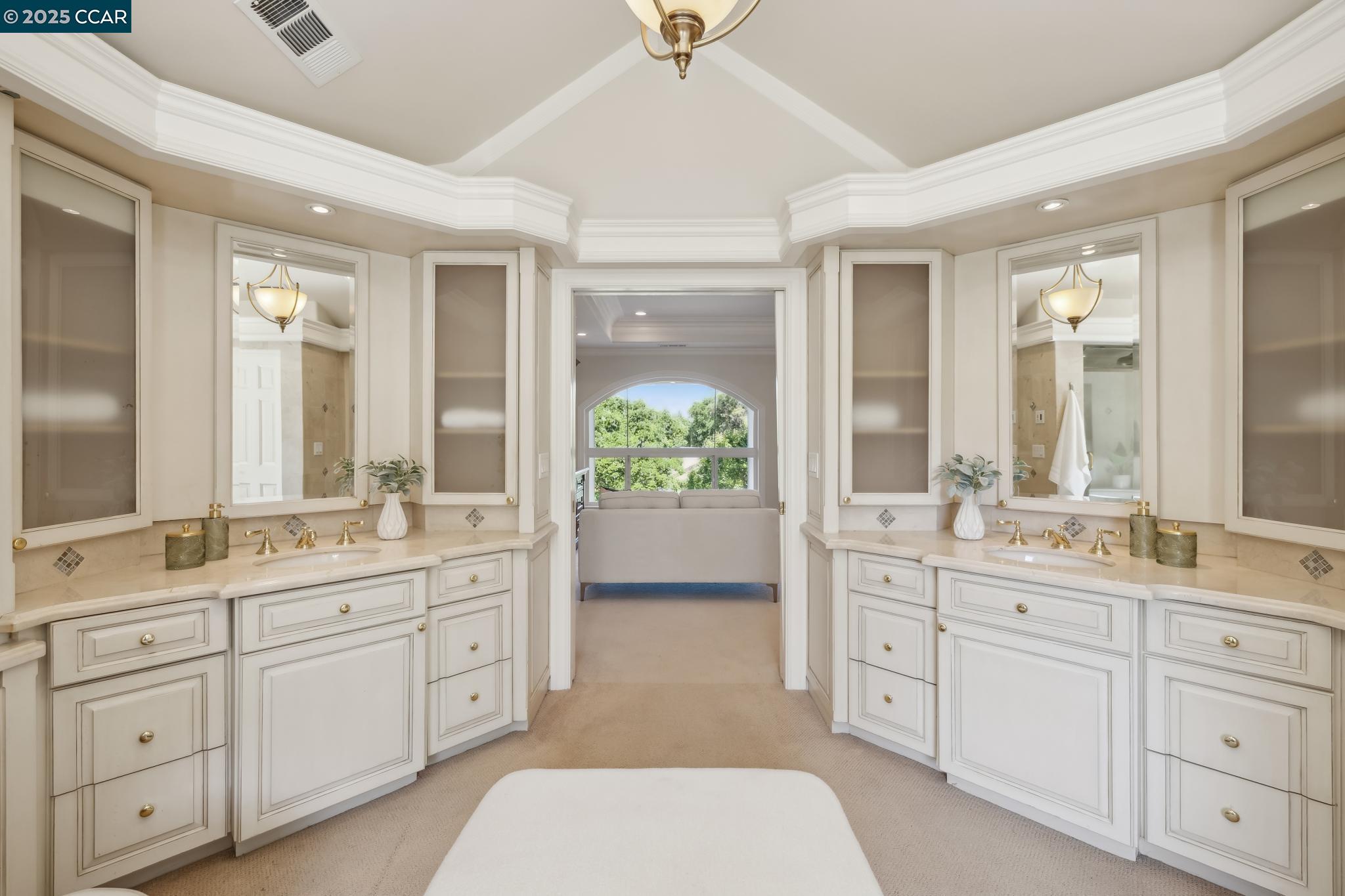 Detail Gallery Image 26 of 60 For 135 Dean Rd, Alamo,  CA 94507 - 6 Beds | 5/1 Baths