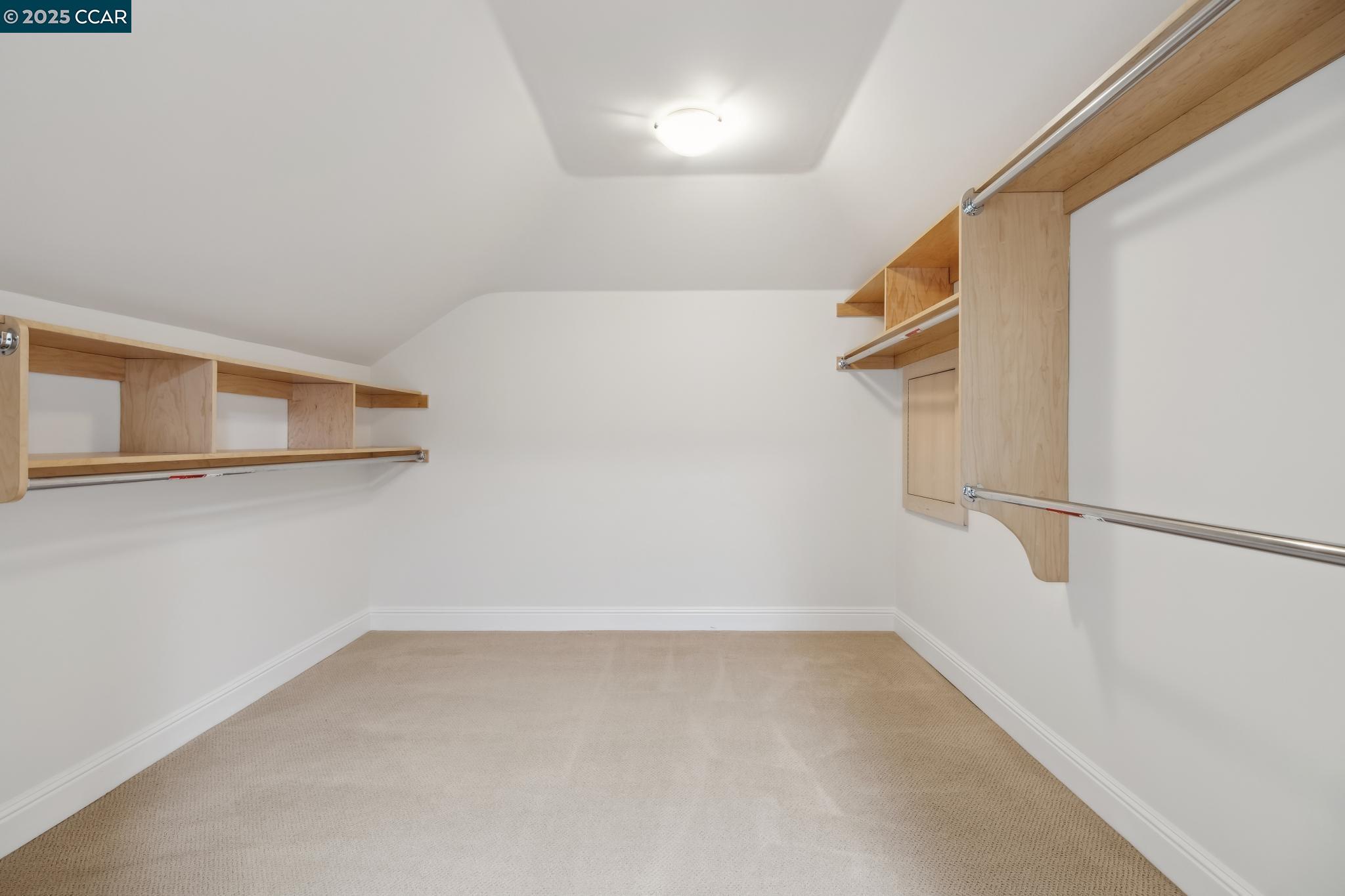 Detail Gallery Image 29 of 60 For 135 Dean Rd, Alamo,  CA 94507 - 6 Beds | 5/1 Baths