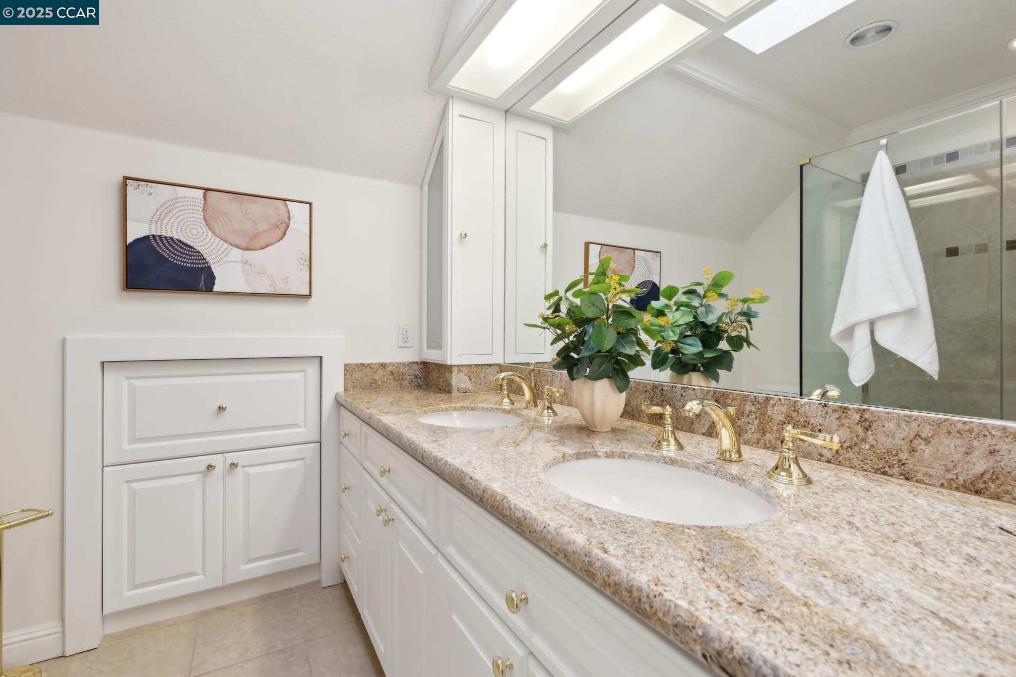 Detail Gallery Image 32 of 60 For 135 Dean Rd, Alamo,  CA 94507 - 6 Beds | 5/1 Baths