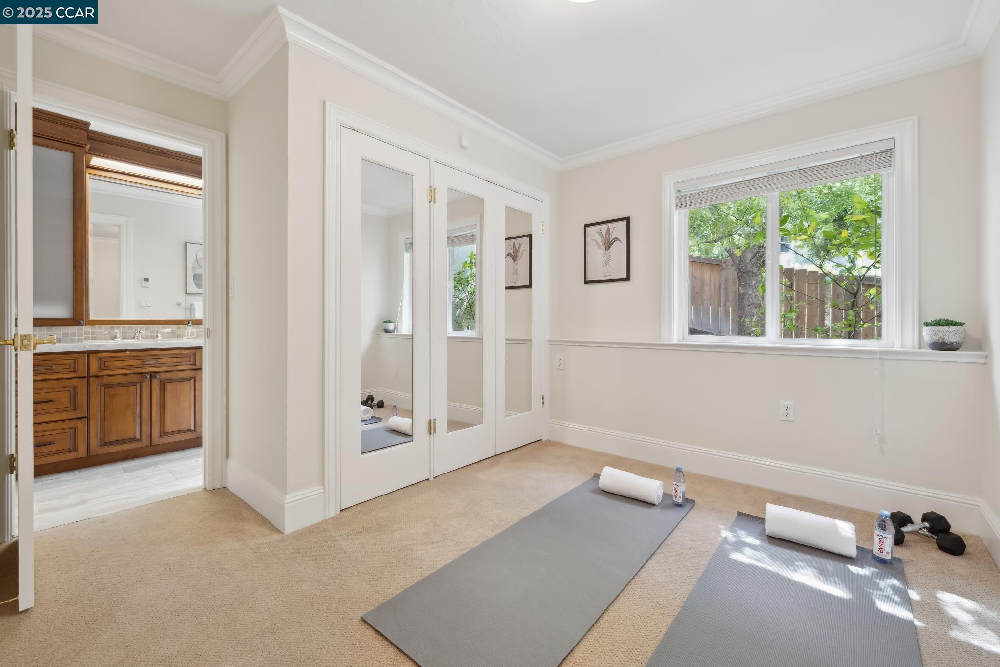 Detail Gallery Image 40 of 60 For 135 Dean Rd, Alamo,  CA 94507 - 6 Beds | 5/1 Baths