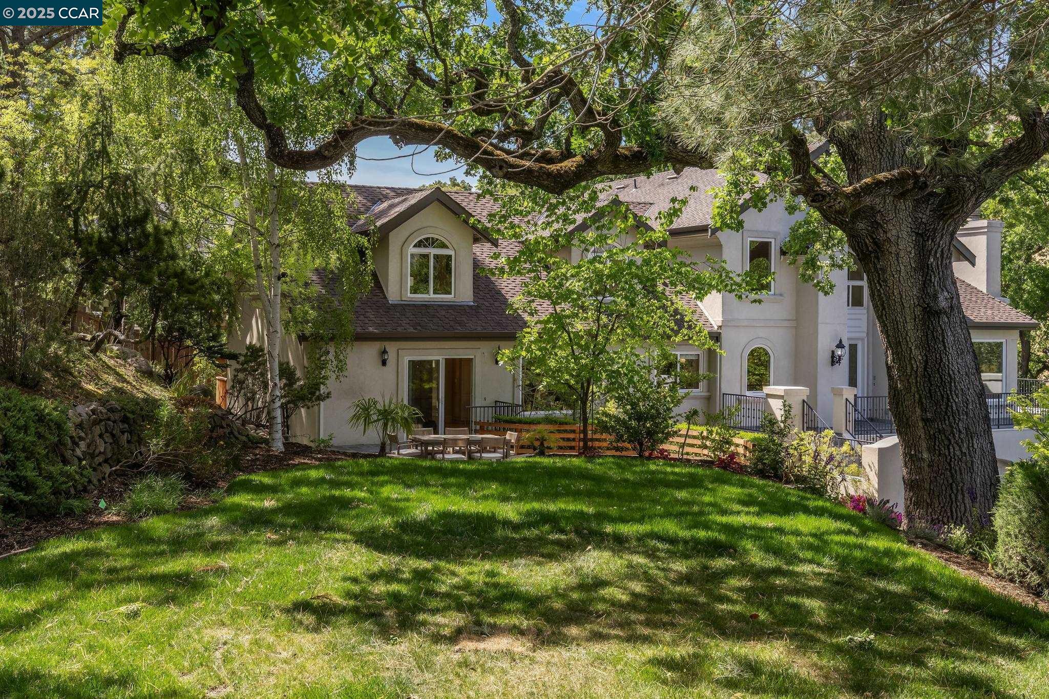 Detail Gallery Image 49 of 60 For 135 Dean Rd, Alamo,  CA 94507 - 6 Beds | 5/1 Baths