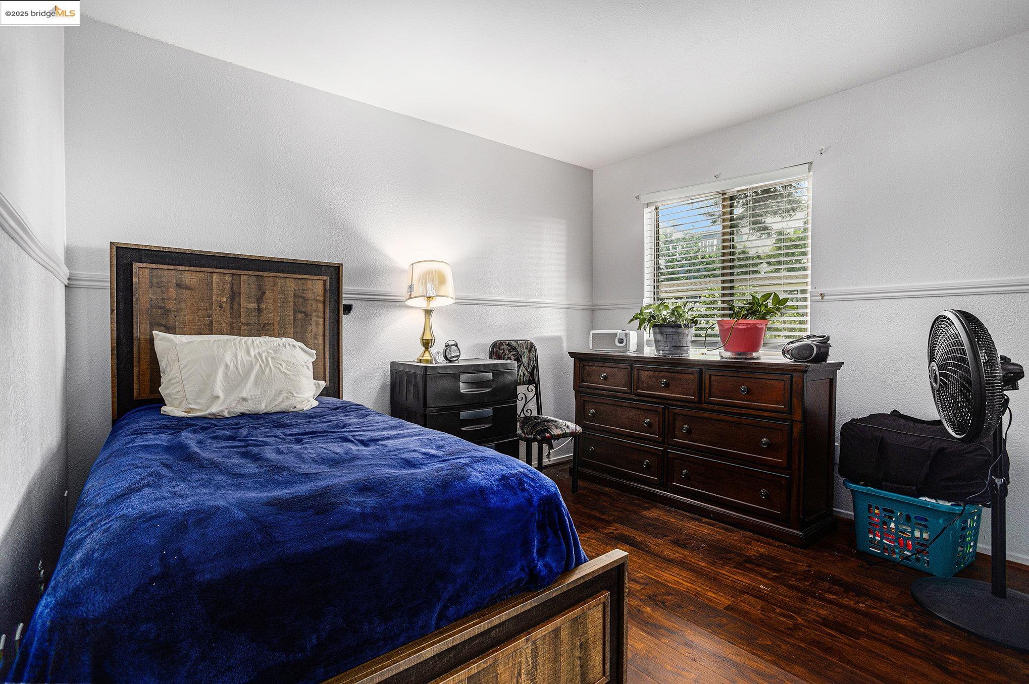 Detail Gallery Image 15 of 28 For 1183 Lakeview Cir, Pittsburg,  CA 94565 - 3 Beds | 2 Baths