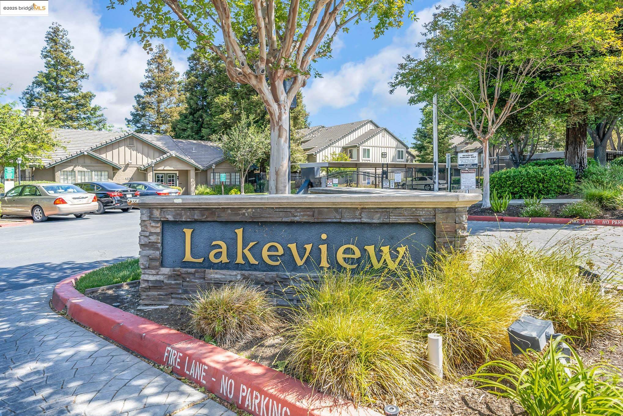 Detail Gallery Image 22 of 28 For 1183 Lakeview Cir, Pittsburg,  CA 94565 - 3 Beds | 2 Baths