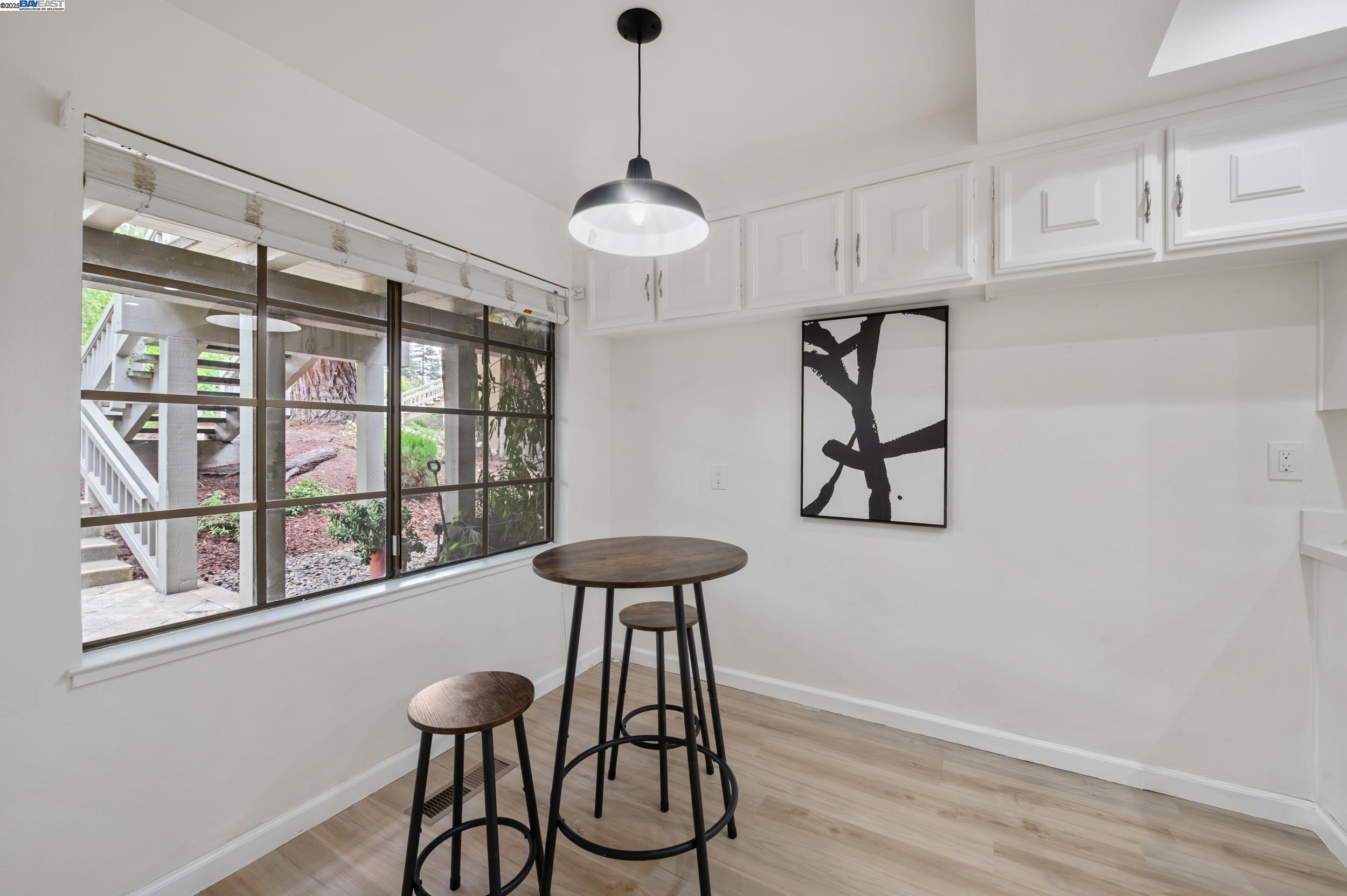 Detail Gallery Image 6 of 49 For 5280 Cribari Cor, San Jose,  CA 95135 - 2 Beds | 2 Baths
