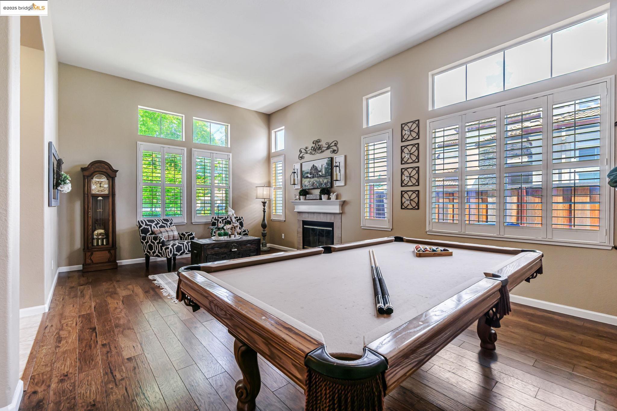 Detail Gallery Image 14 of 55 For 2480 Stanford Way, Antioch,  CA 94531 - 5 Beds | 3/1 Baths