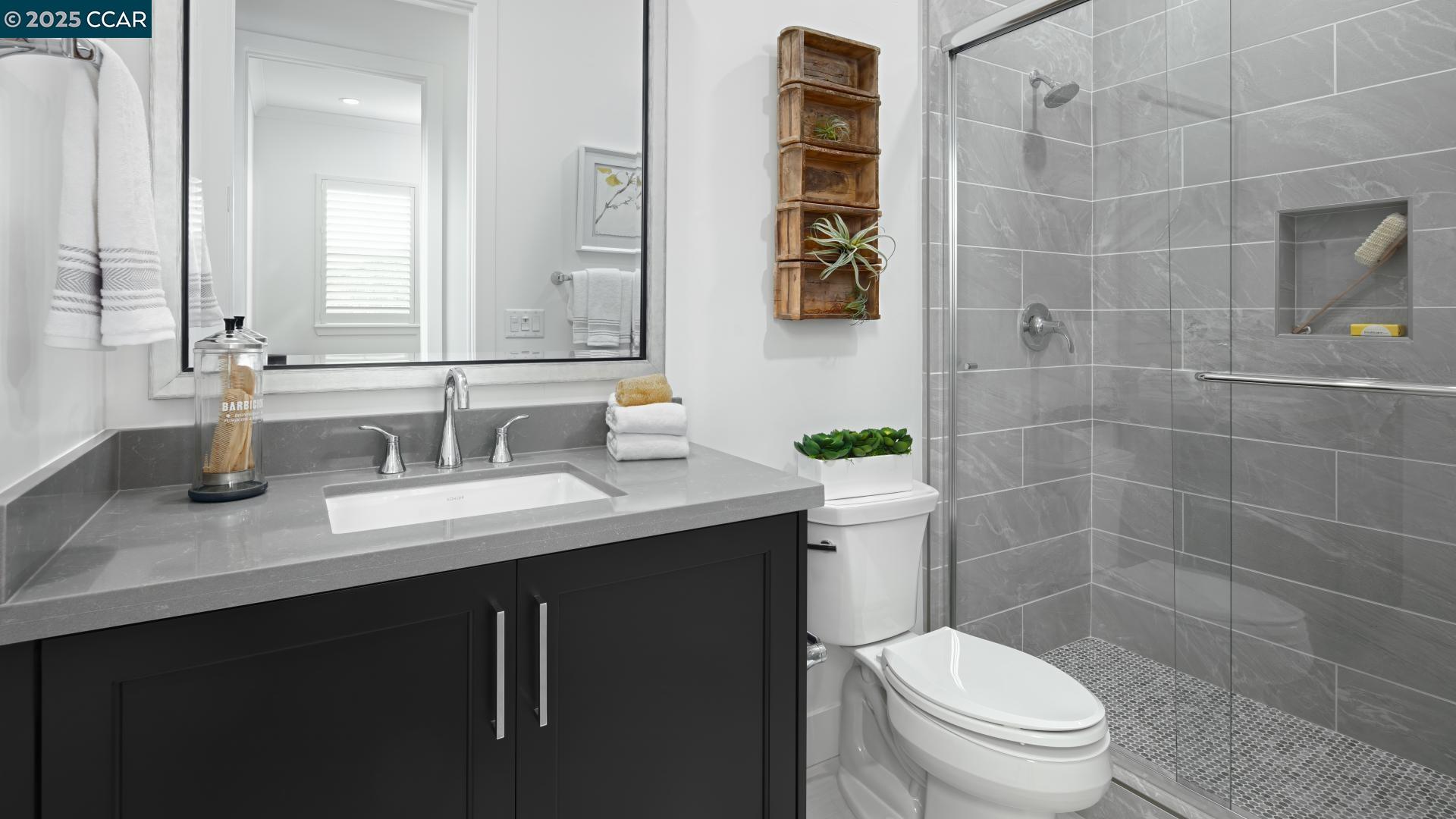 Detail Gallery Image 9 of 31 For 2892 Lakeshore Avenue, Tracy,  CA 95377 - 3 Beds | 2 Baths