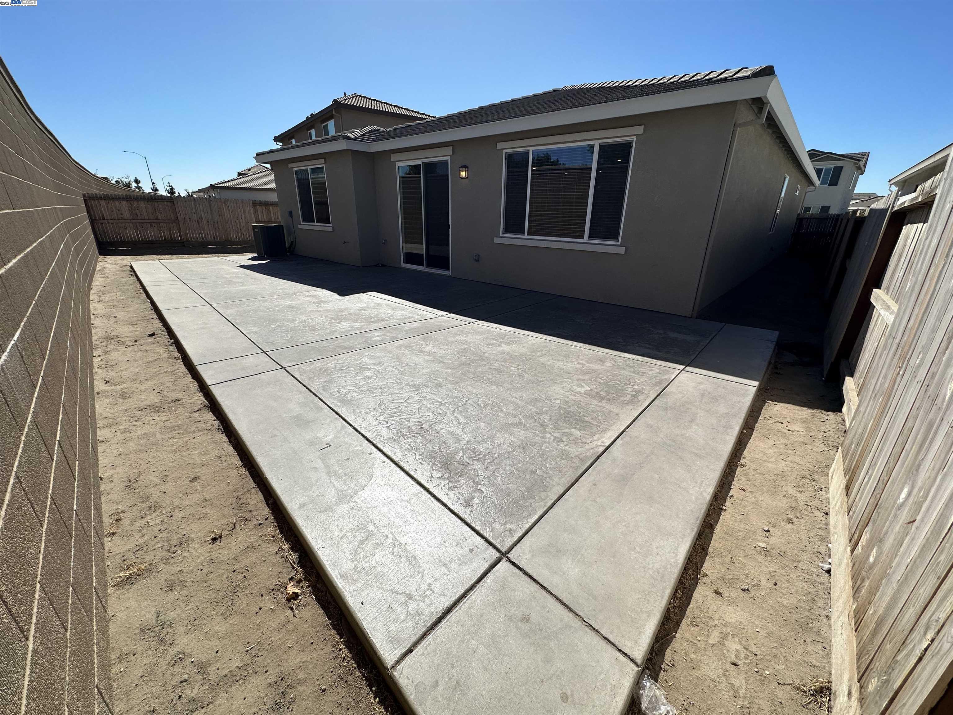 Detail Gallery Image 25 of 26 For 1340 Dorrington Ln, Manteca,  CA 95337 - 3 Beds | 2 Baths