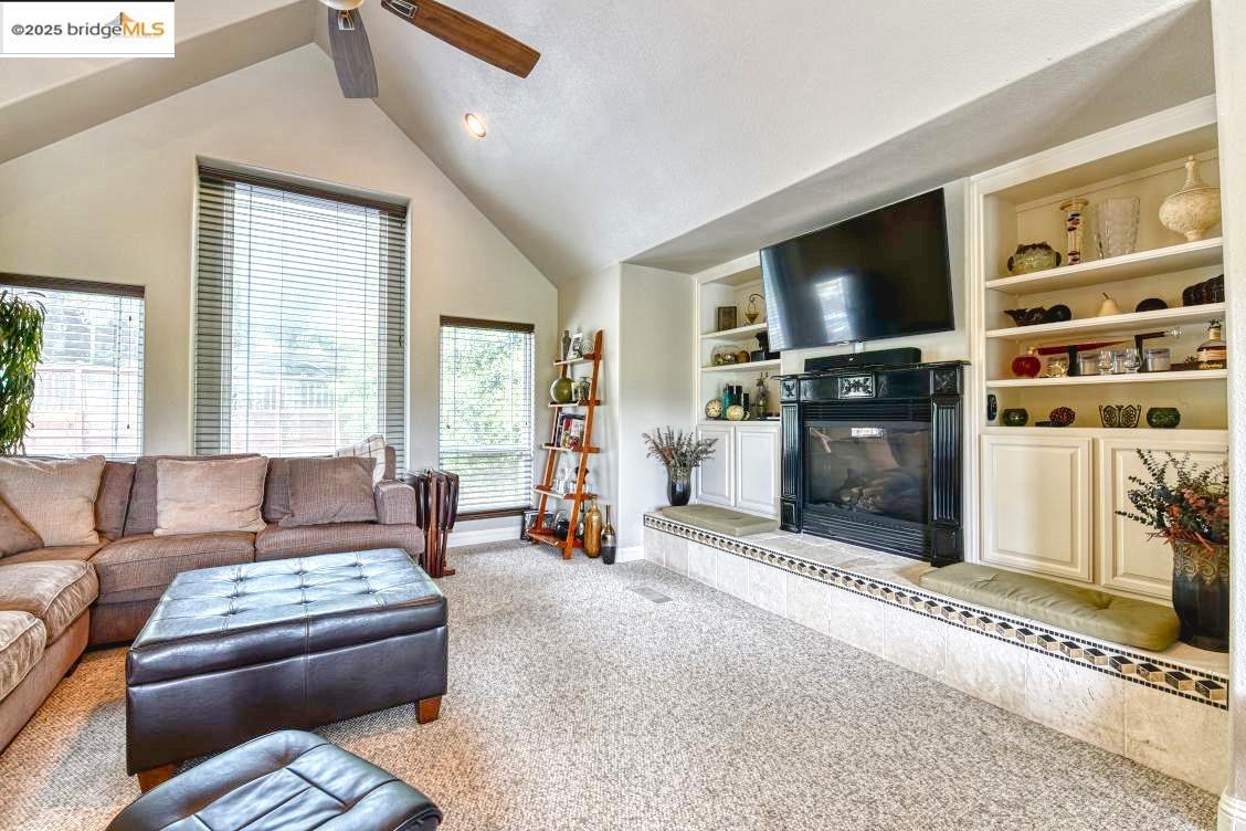 Detail Gallery Image 14 of 37 For 20239 Pleasantview, Groveland,  CA 95321-9367 - 3 Beds | 3 Baths