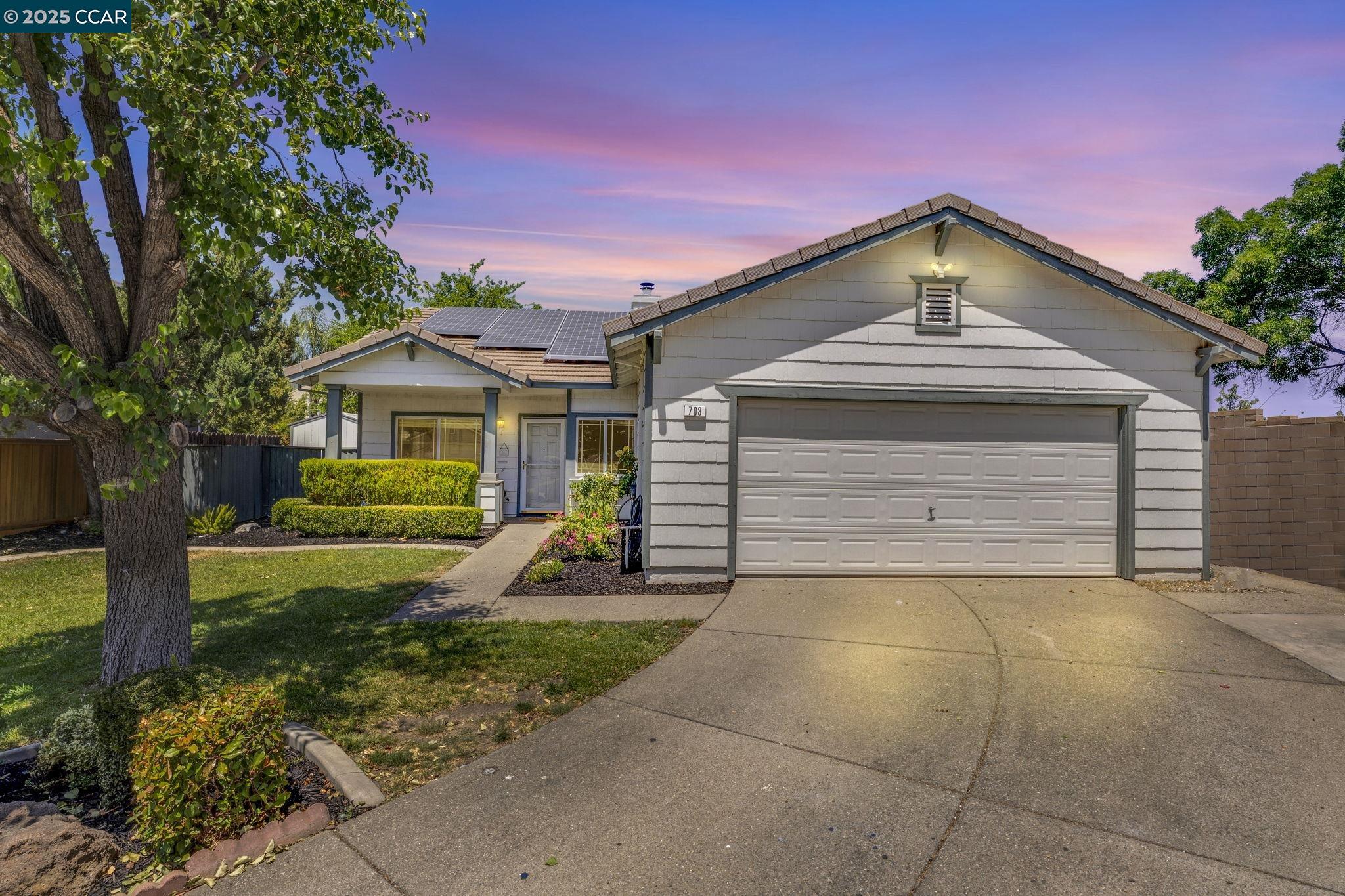Detail Gallery Image 1 of 56 For 703 Darby Ct, Tracy,  CA 95377 - 3 Beds | 2 Baths