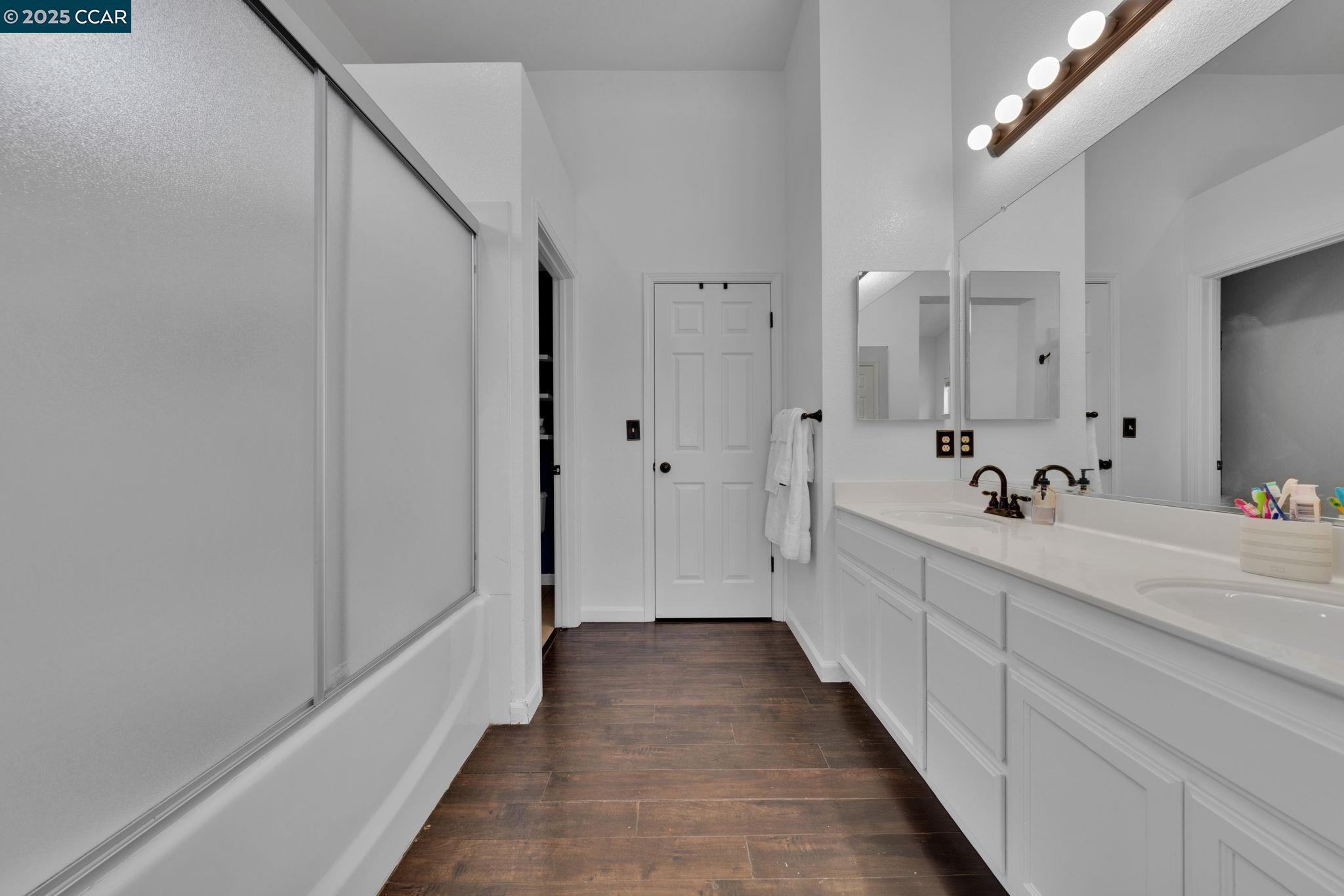 Detail Gallery Image 31 of 56 For 703 Darby Ct, Tracy,  CA 95377 - 3 Beds | 2 Baths