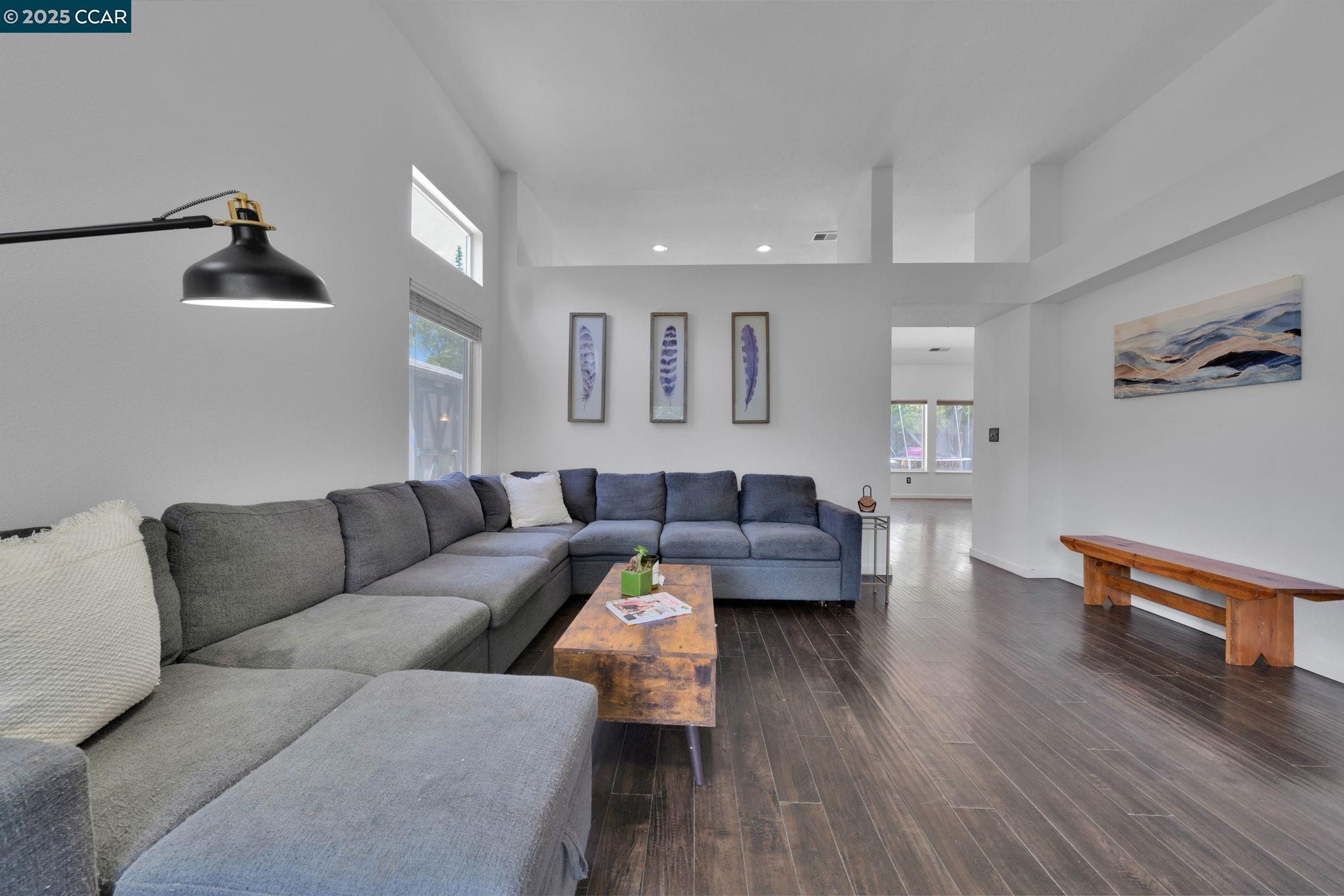 Detail Gallery Image 10 of 56 For 703 Darby Ct, Tracy,  CA 95377 - 3 Beds | 2 Baths