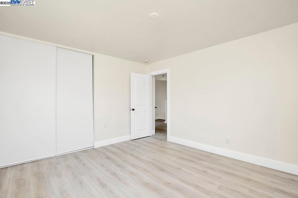 Detail Gallery Image 20 of 27 For 3251 Hyde St, Oakland,  CA 94601 - 5 Beds | 2/1 Baths