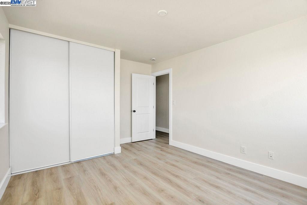 Detail Gallery Image 22 of 27 For 3251 Hyde St, Oakland,  CA 94601 - 5 Beds | 2/1 Baths
