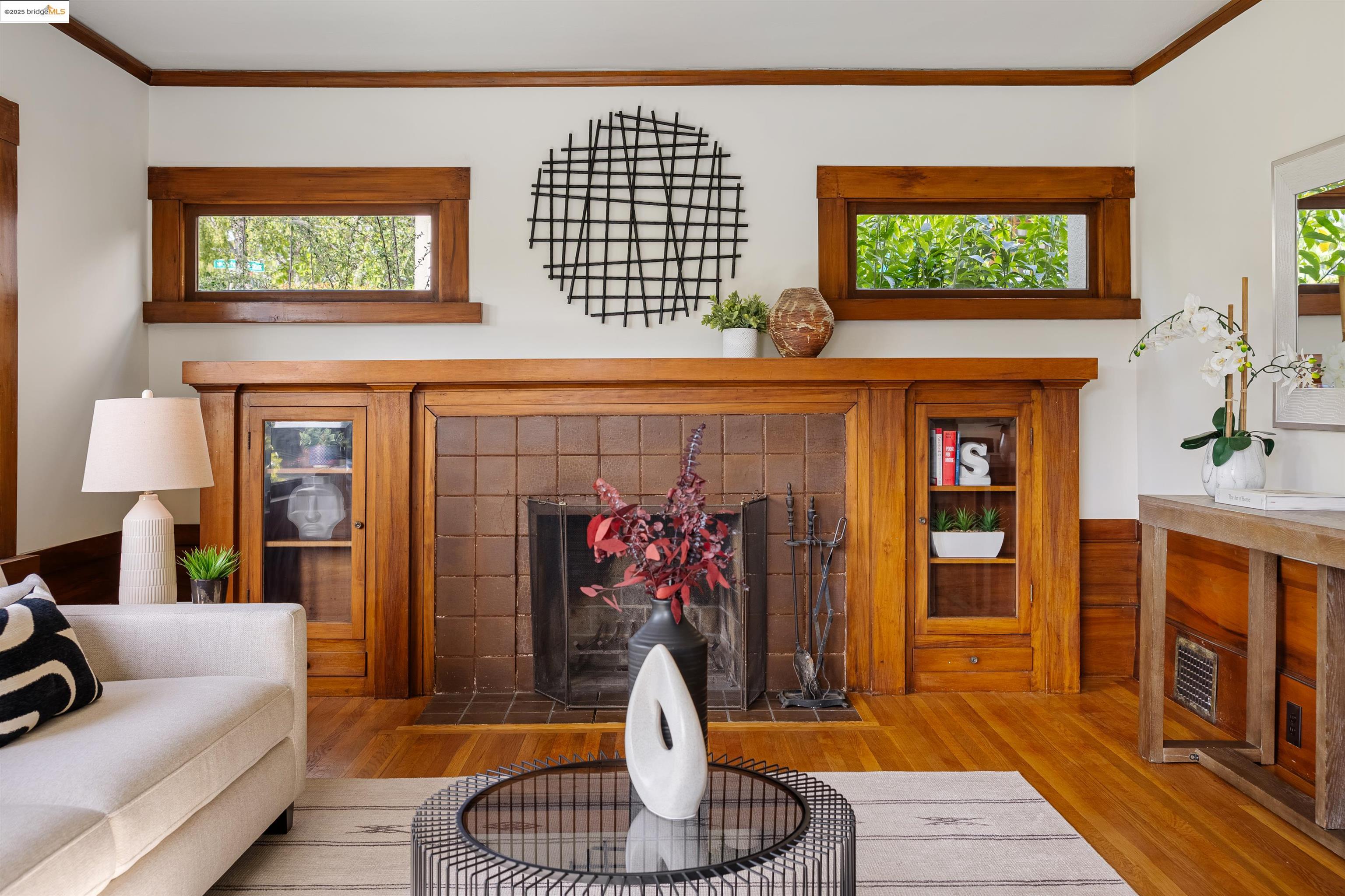 Detail Gallery Image 11 of 50 For 1036 Annerley Rd, Piedmont,  CA 94610 - 3 Beds | 1/1 Baths