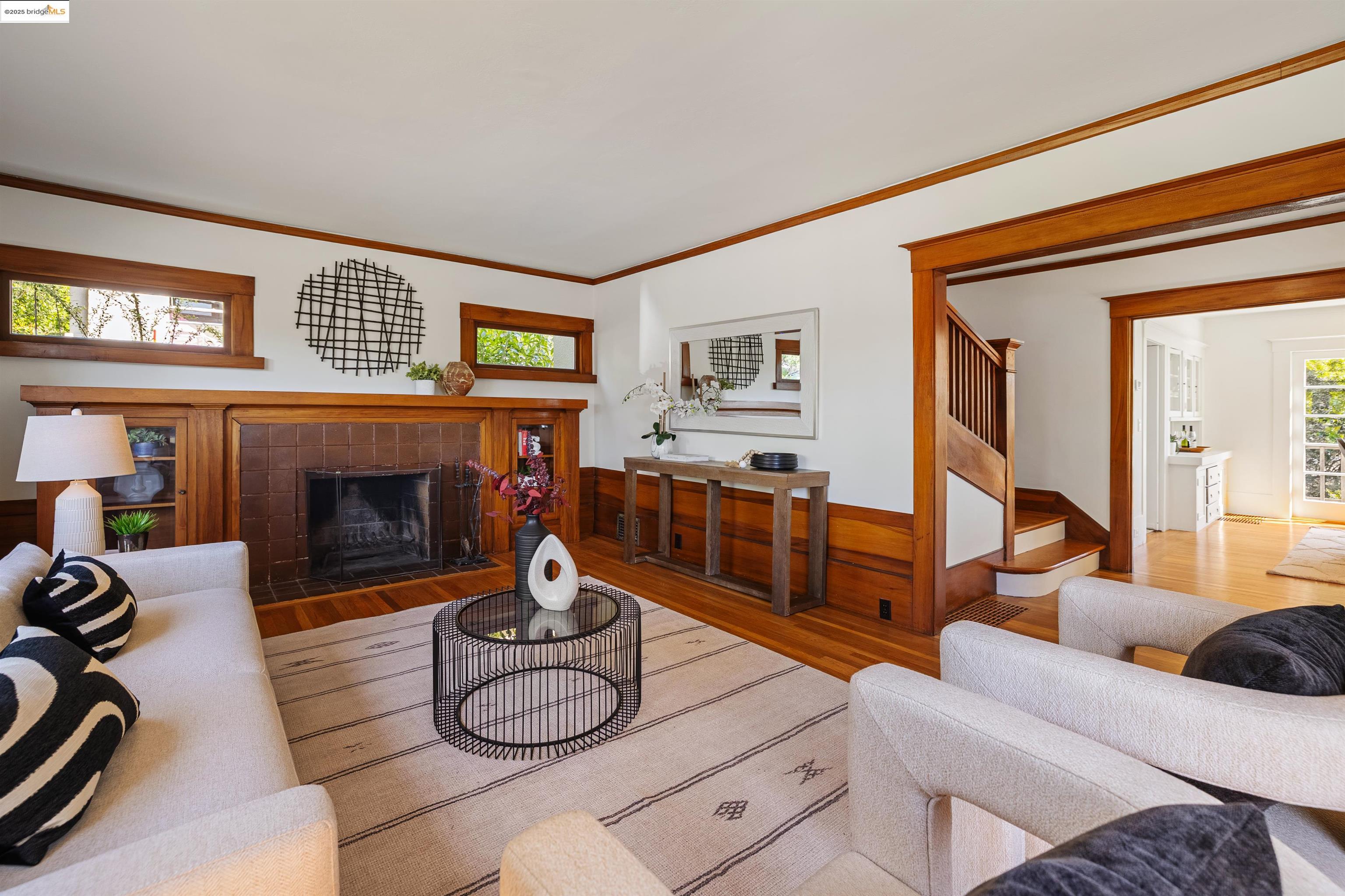 Detail Gallery Image 14 of 50 For 1036 Annerley Rd, Piedmont,  CA 94610 - 3 Beds | 1/1 Baths