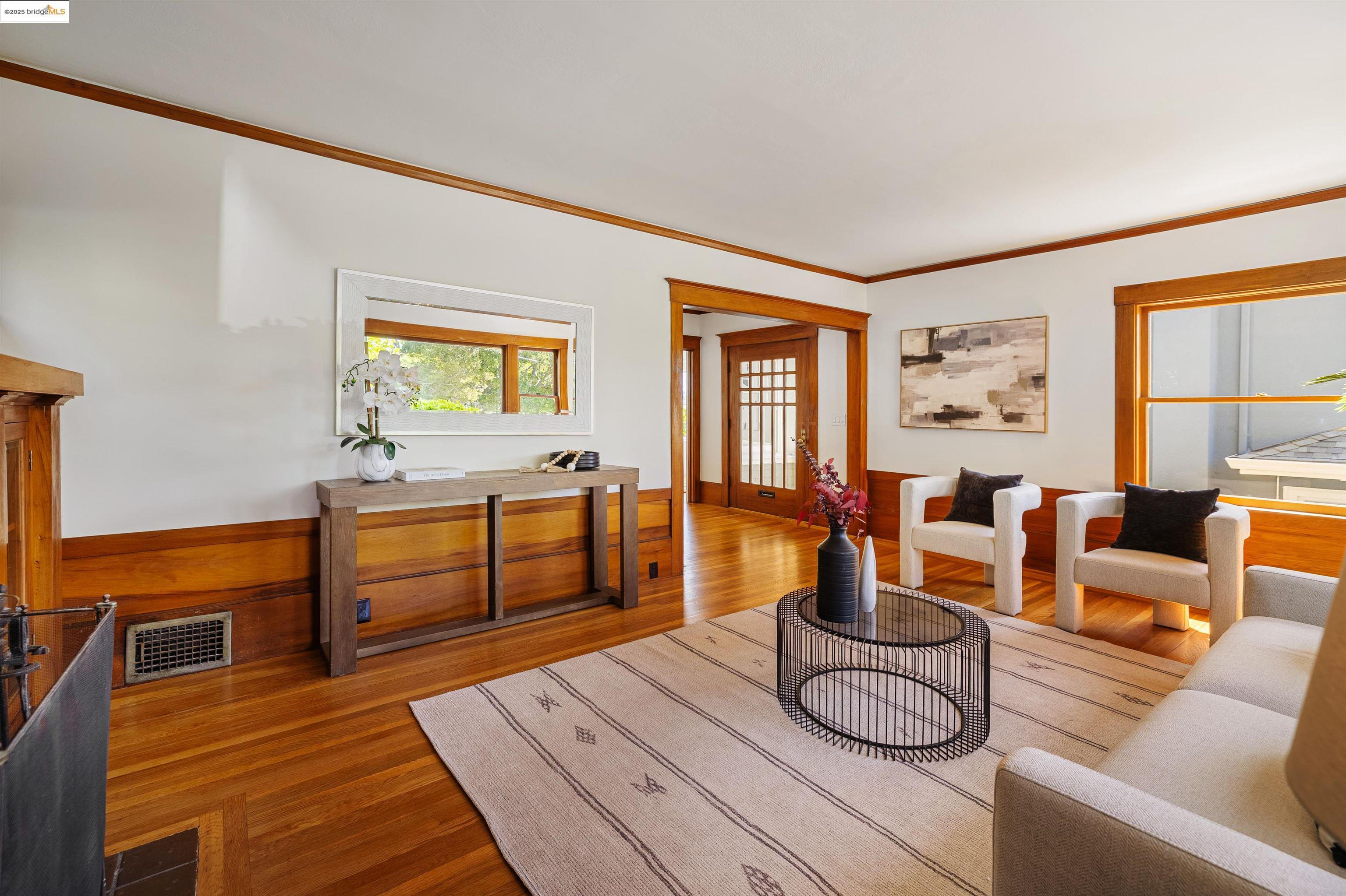 Detail Gallery Image 15 of 50 For 1036 Annerley Rd, Piedmont,  CA 94610 - 3 Beds | 1/1 Baths
