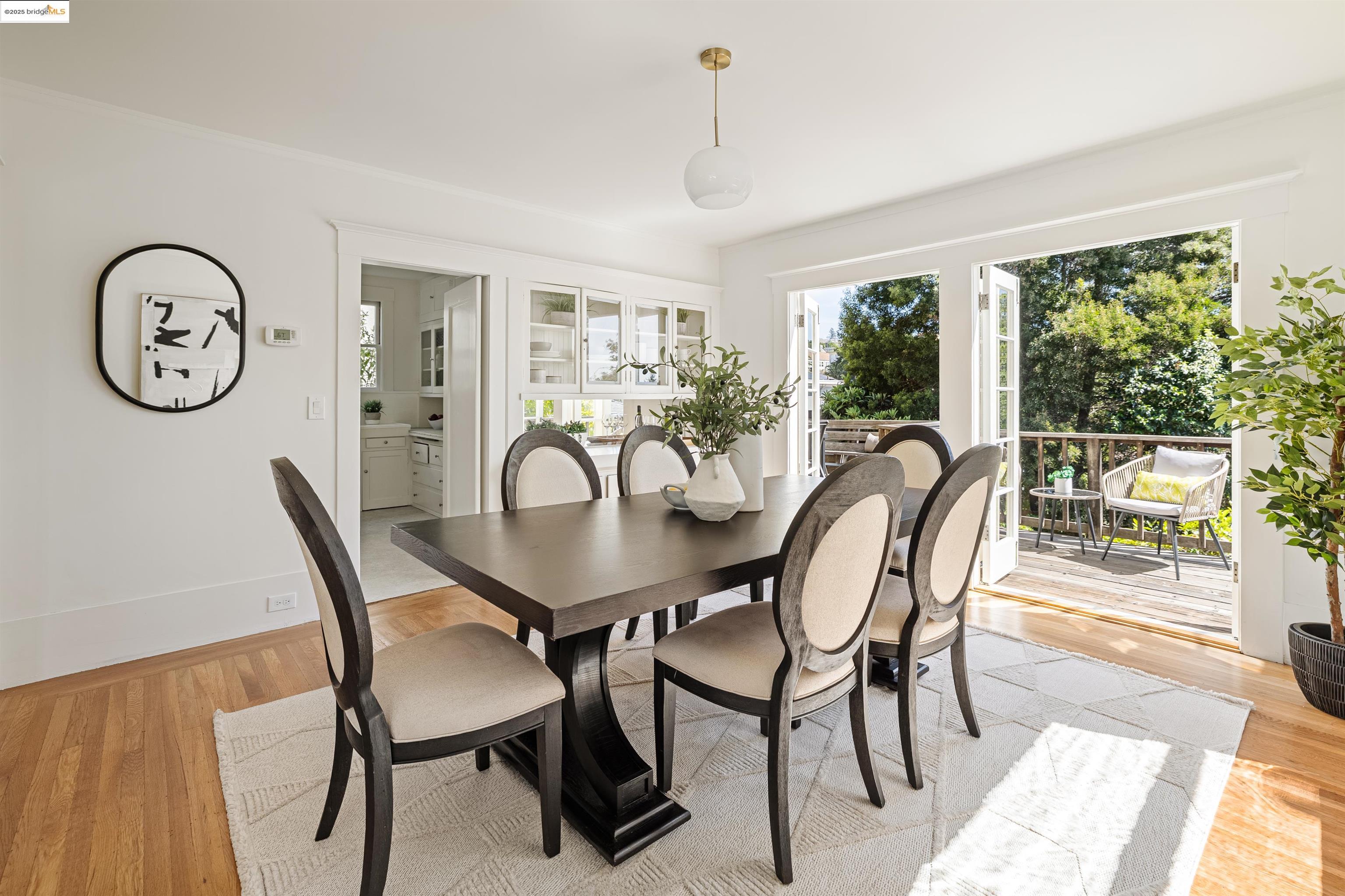 Detail Gallery Image 22 of 50 For 1036 Annerley Rd, Piedmont,  CA 94610 - 3 Beds | 1/1 Baths