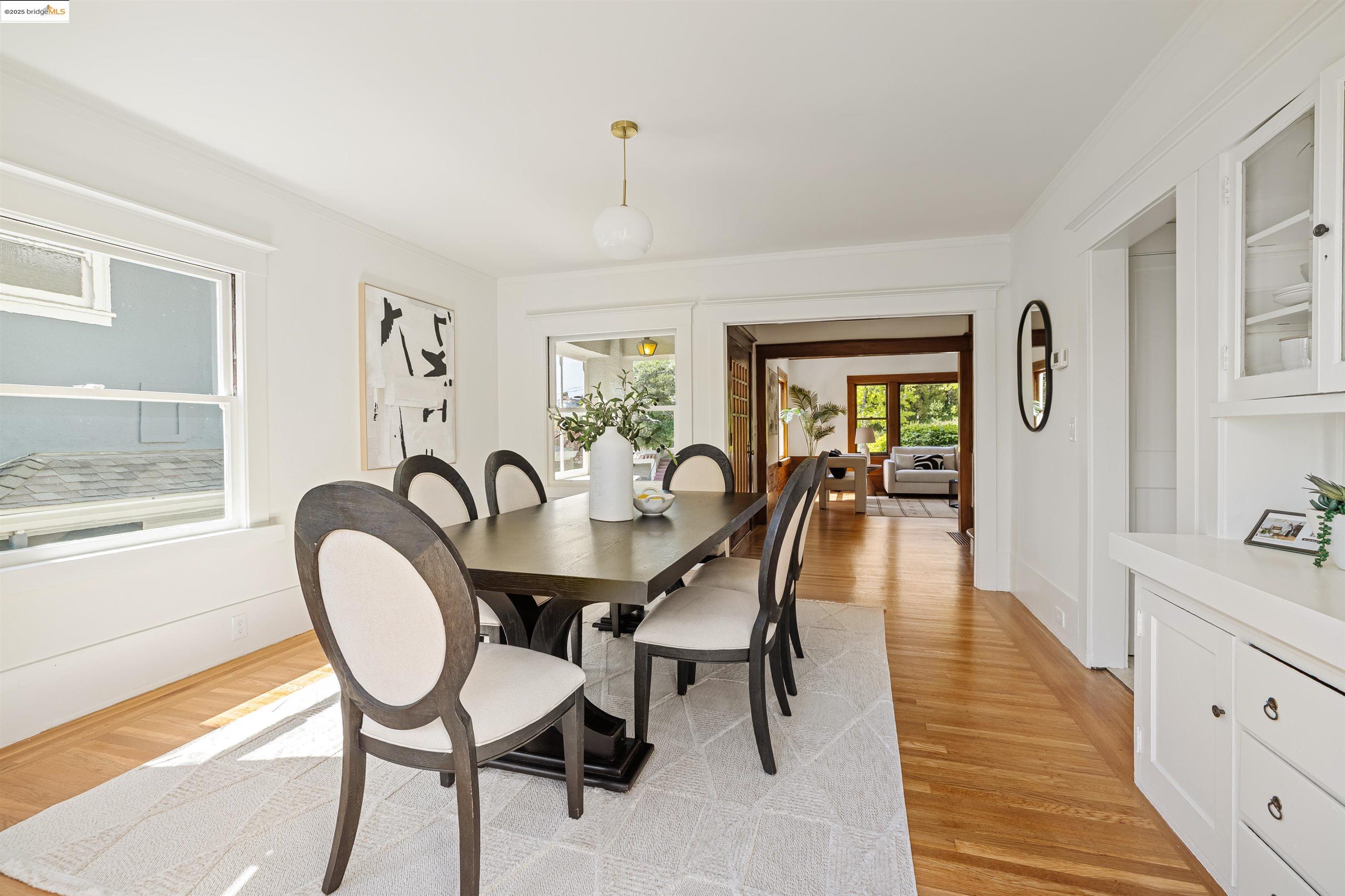 Detail Gallery Image 23 of 50 For 1036 Annerley Rd, Piedmont,  CA 94610 - 3 Beds | 1/1 Baths