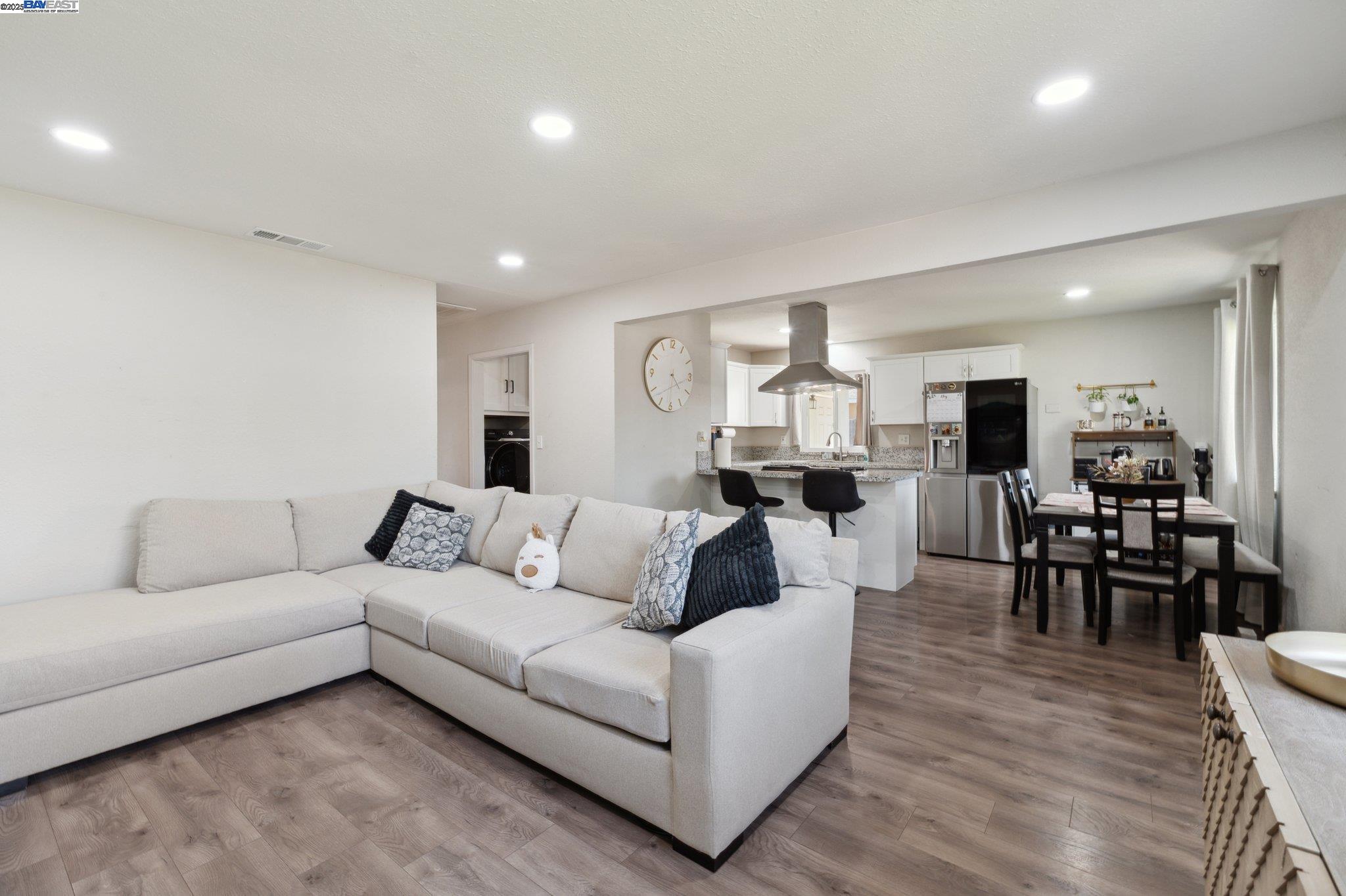 Detail Gallery Image 6 of 27 For 5112 Tyson Ave, Modesto,  CA 95357 - 4 Beds | 2 Baths