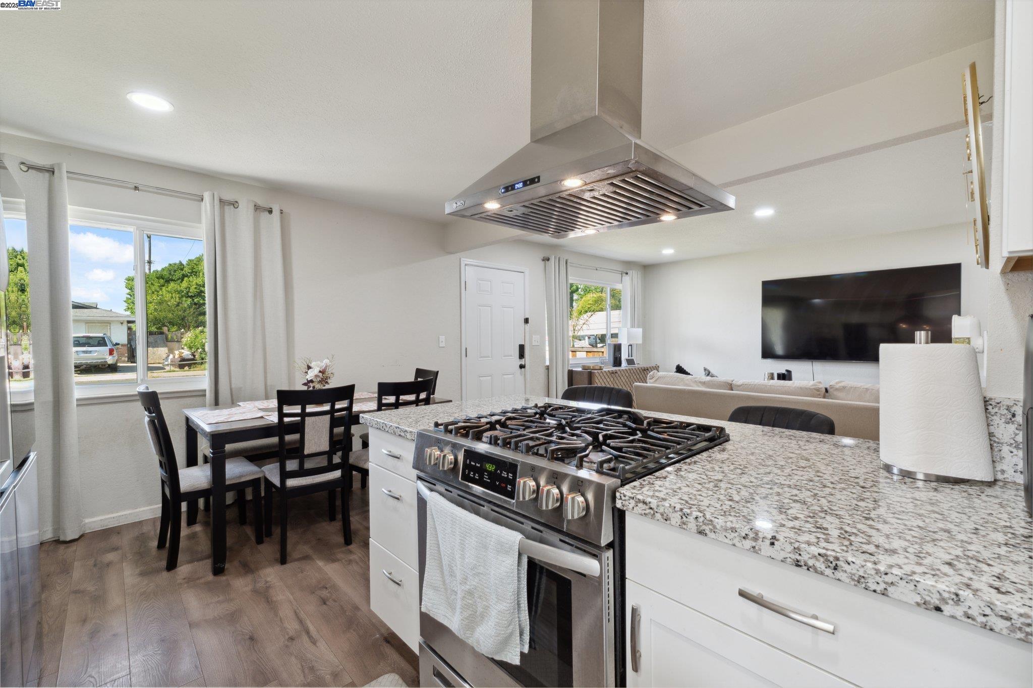 Detail Gallery Image 10 of 27 For 5112 Tyson Ave, Modesto,  CA 95357 - 4 Beds | 2 Baths