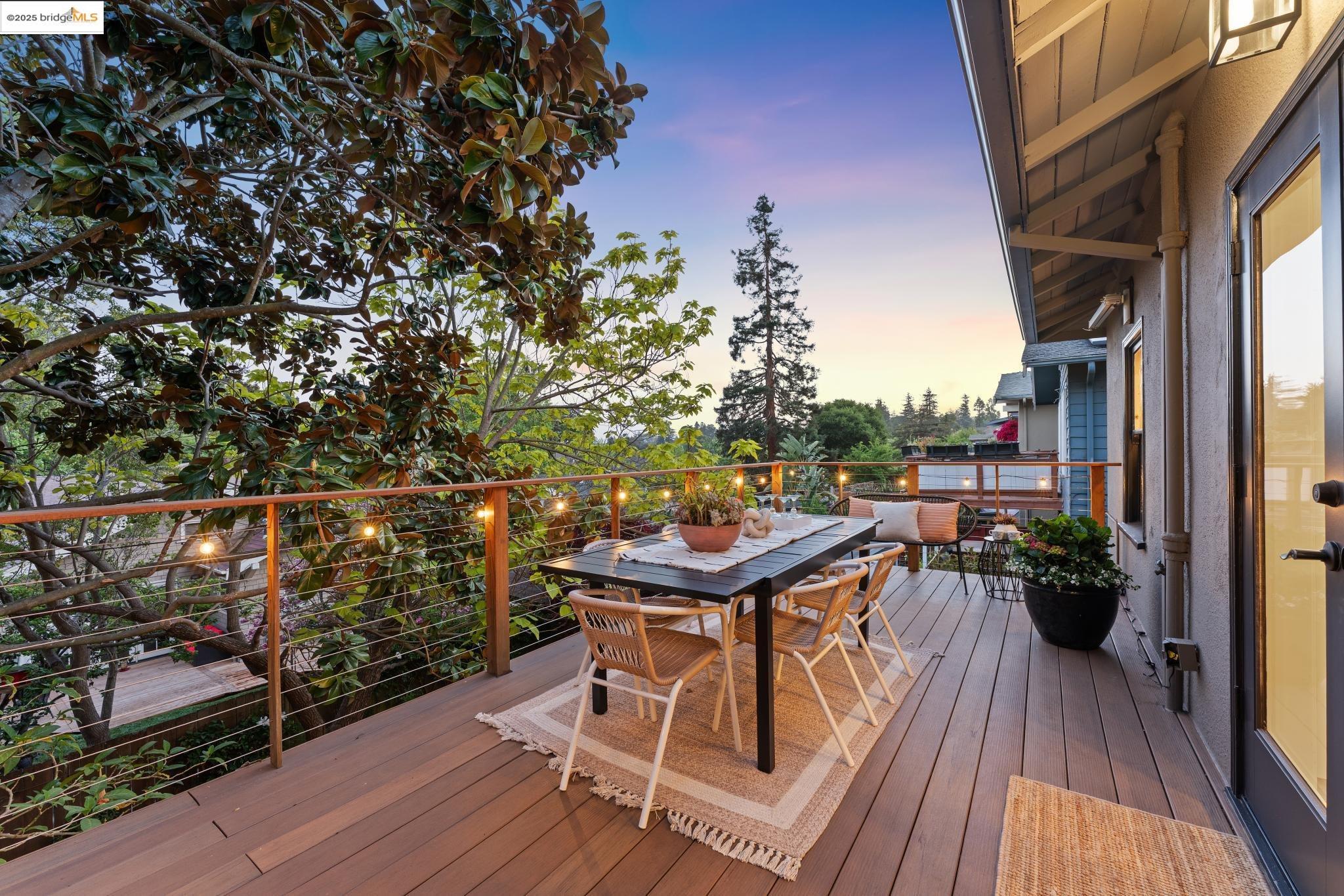 Detail Gallery Image 15 of 35 For 952 Kingston Ave, Piedmont,  CA 94611 - 3 Beds | 2 Baths