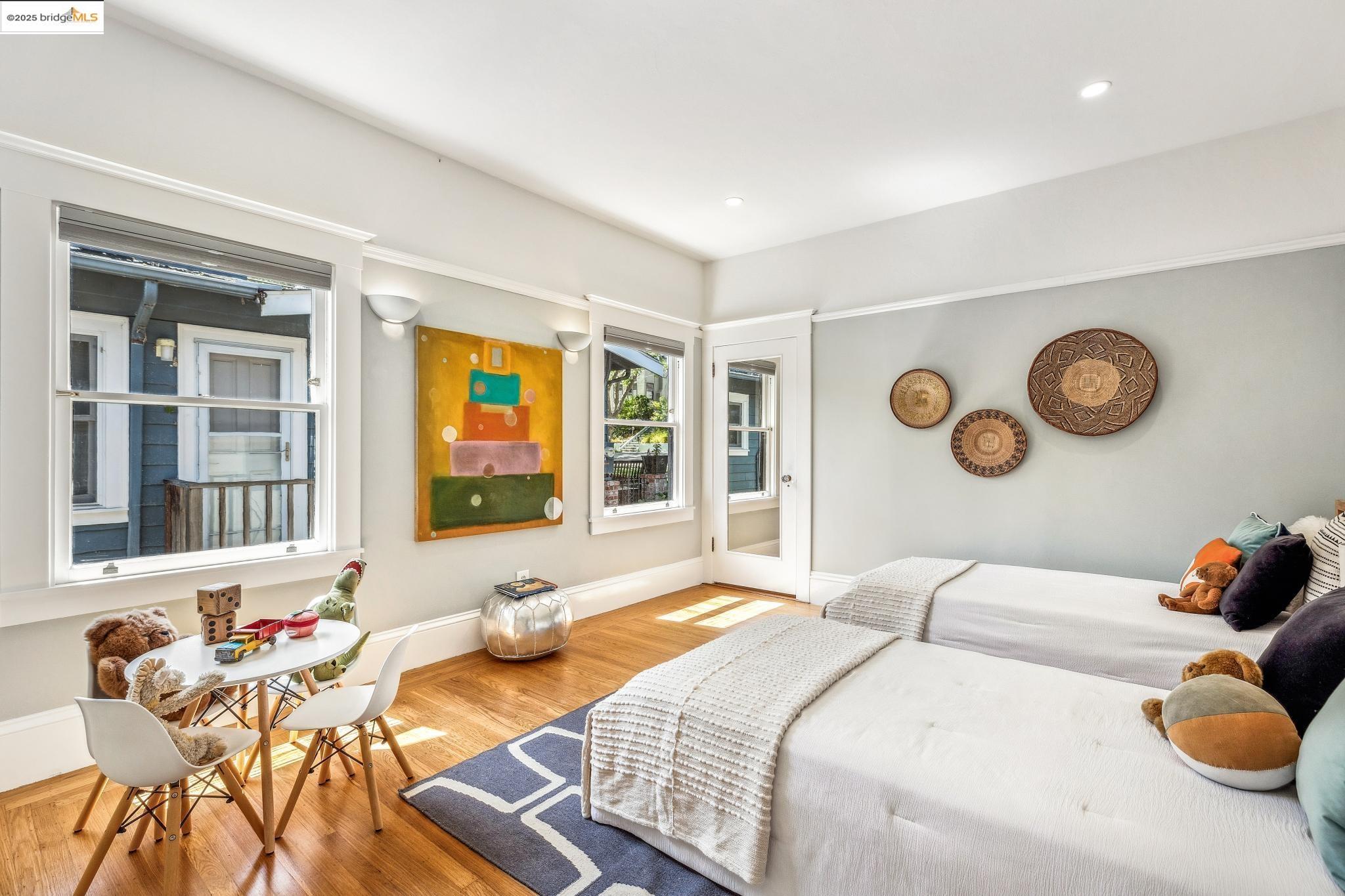 Detail Gallery Image 18 of 35 For 952 Kingston Ave, Piedmont,  CA 94611 - 3 Beds | 2 Baths