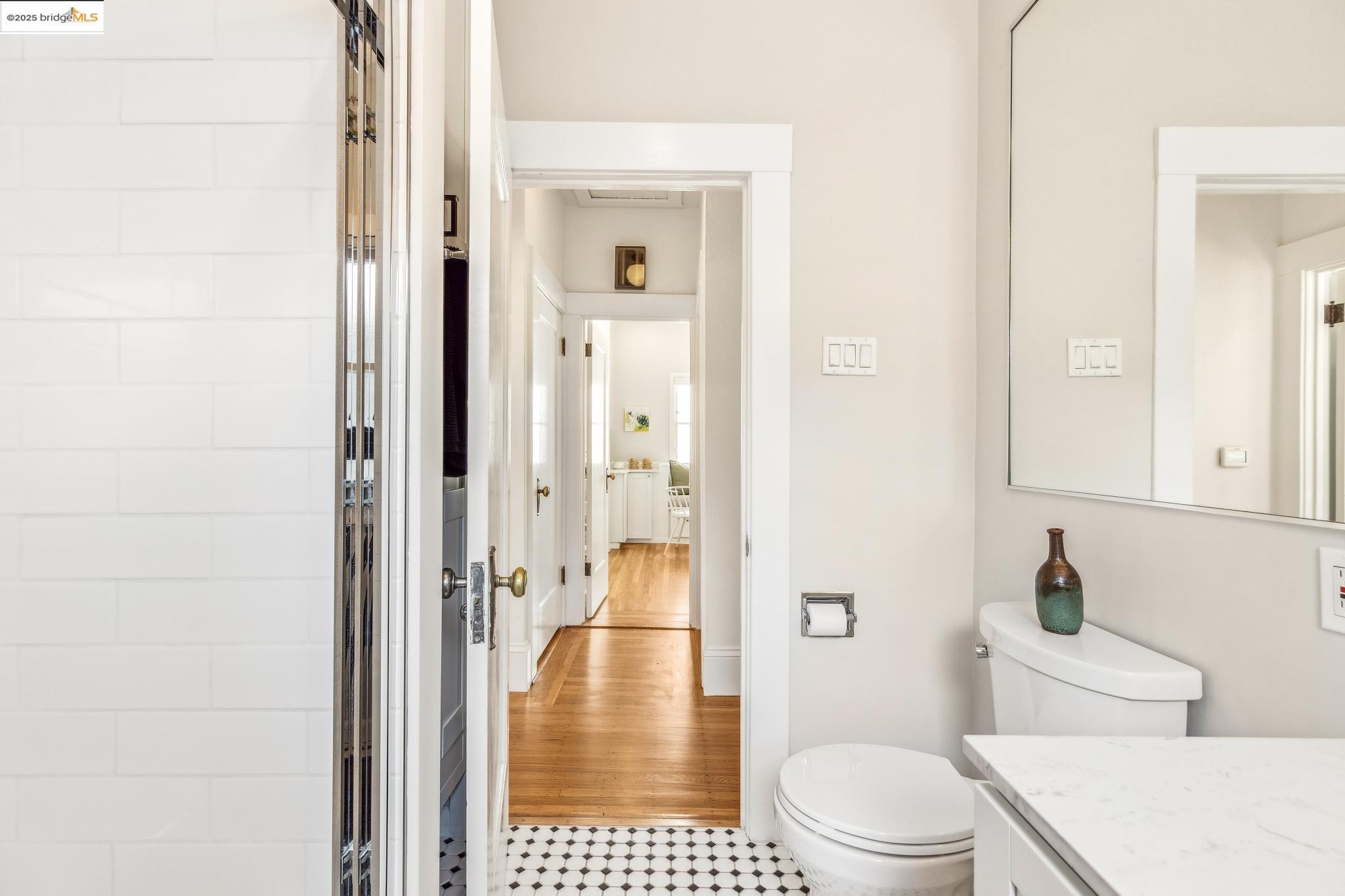 Detail Gallery Image 22 of 35 For 952 Kingston Ave, Piedmont,  CA 94611 - 3 Beds | 2 Baths