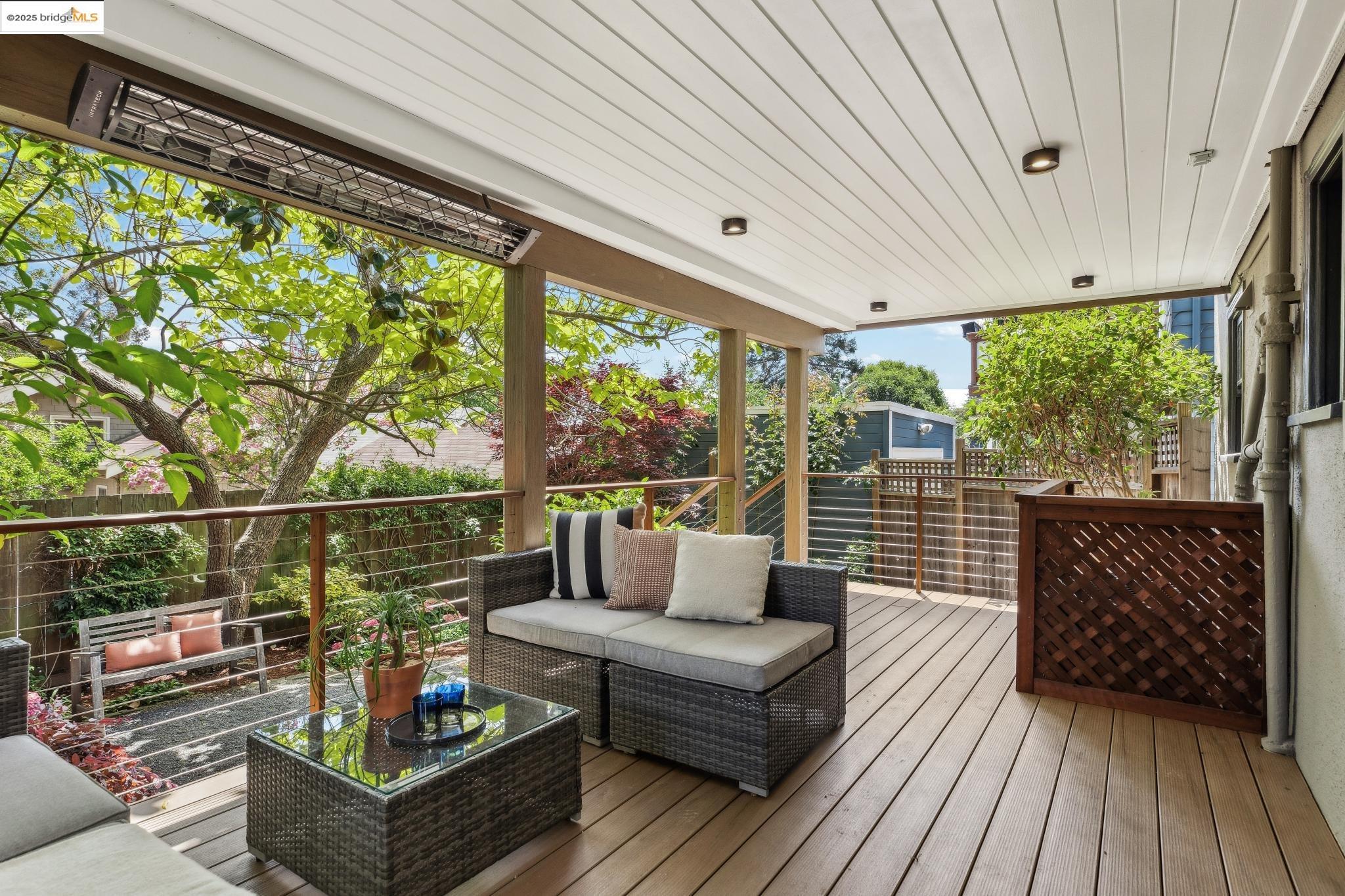Detail Gallery Image 28 of 35 For 952 Kingston Ave, Piedmont,  CA 94611 - 3 Beds | 2 Baths