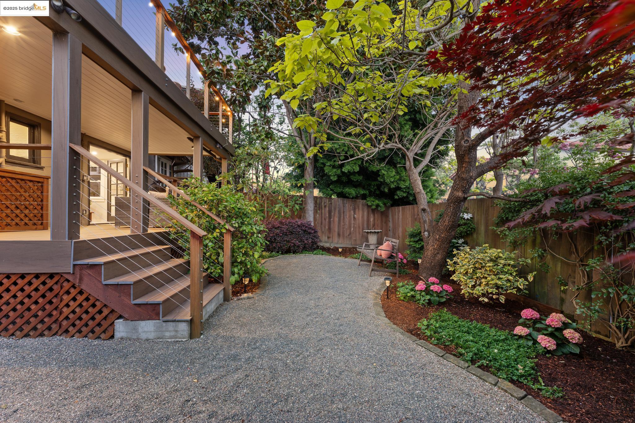 Detail Gallery Image 29 of 35 For 952 Kingston Ave, Piedmont,  CA 94611 - 3 Beds | 2 Baths