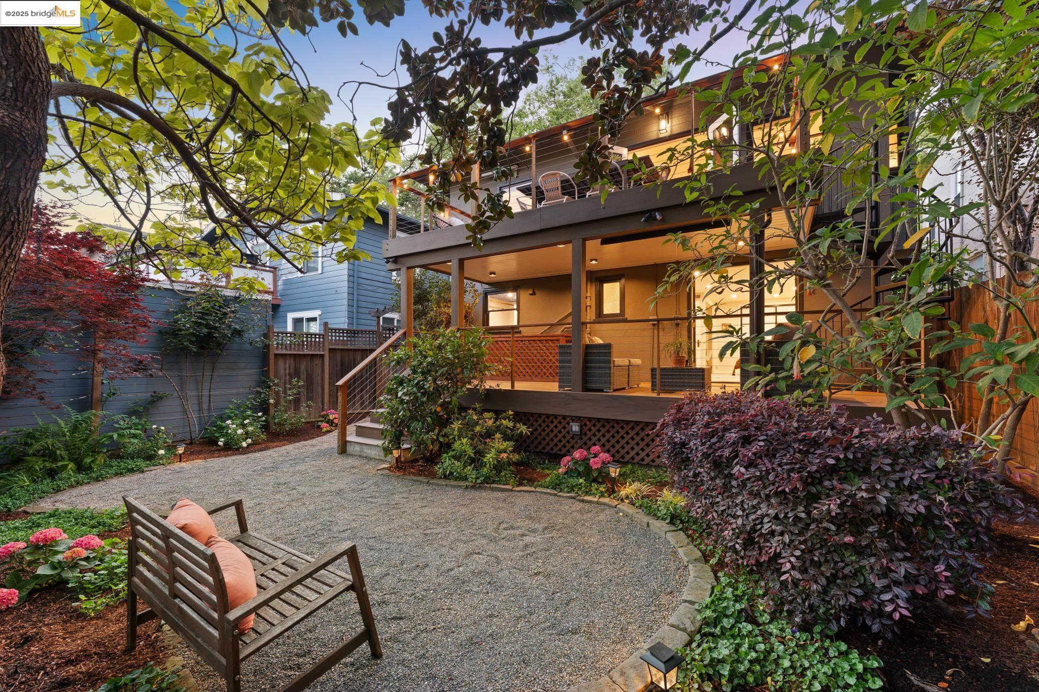 Detail Gallery Image 31 of 35 For 952 Kingston Ave, Piedmont,  CA 94611 - 3 Beds | 2 Baths