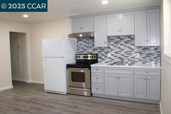 Detail Gallery Image 2 of 14 For 527 Vaqueros Ave #C,  Rodeo,  CA 94572 - 1 Beds | 1 Baths
