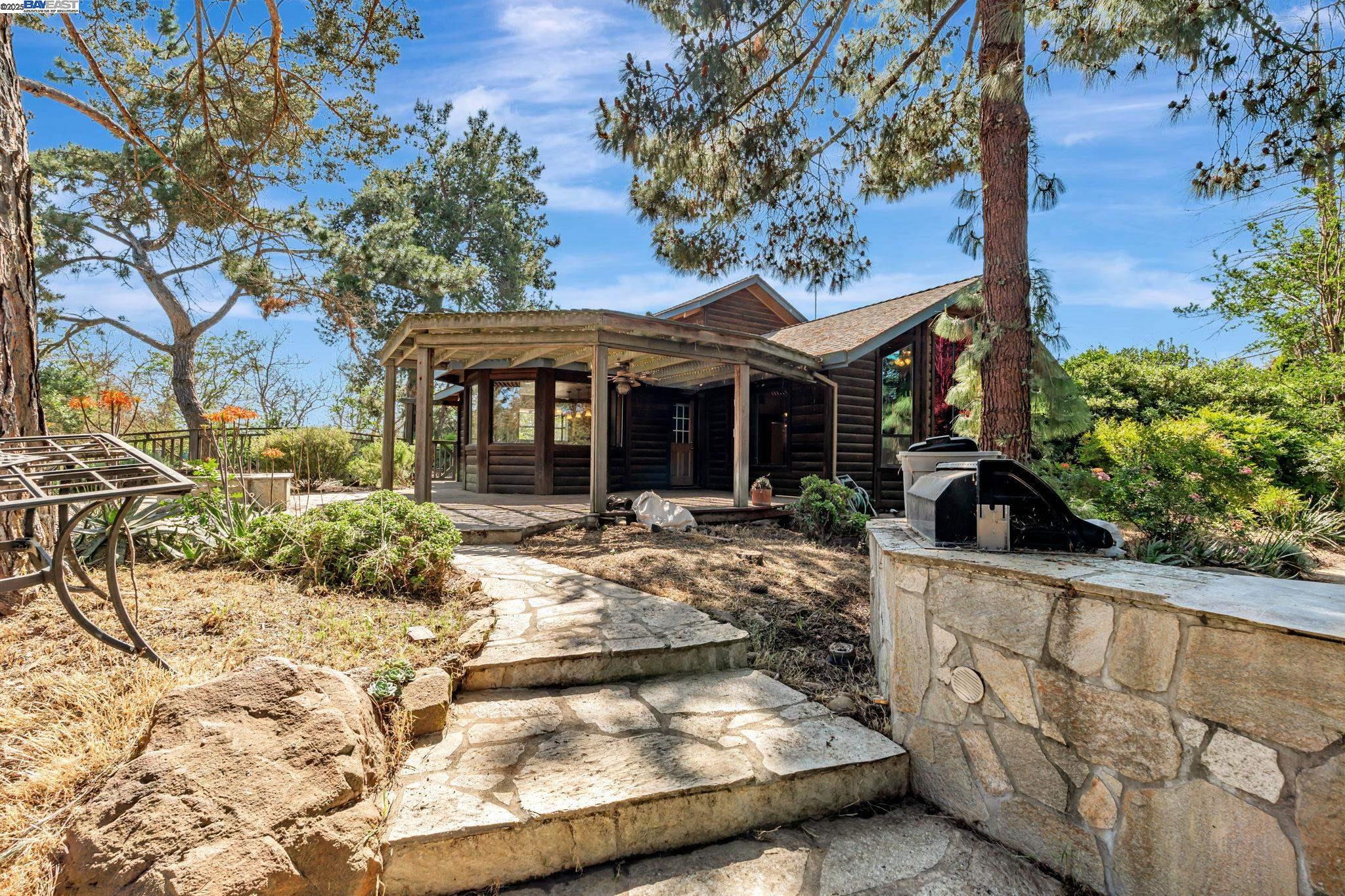 Detail Gallery Image 14 of 51 For 4607 Archerdale Rd, Linden,  CA 95236 - 3 Beds | 2 Baths