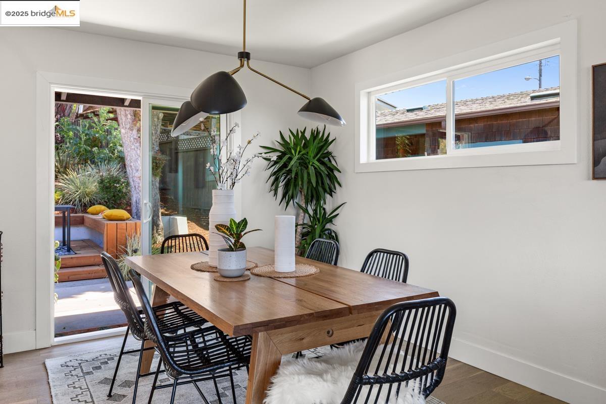 Detail Gallery Image 19 of 58 For 7376 Stockton Ave, El Cerrito,  CA 94530-2962 - 3 Beds | 3 Baths