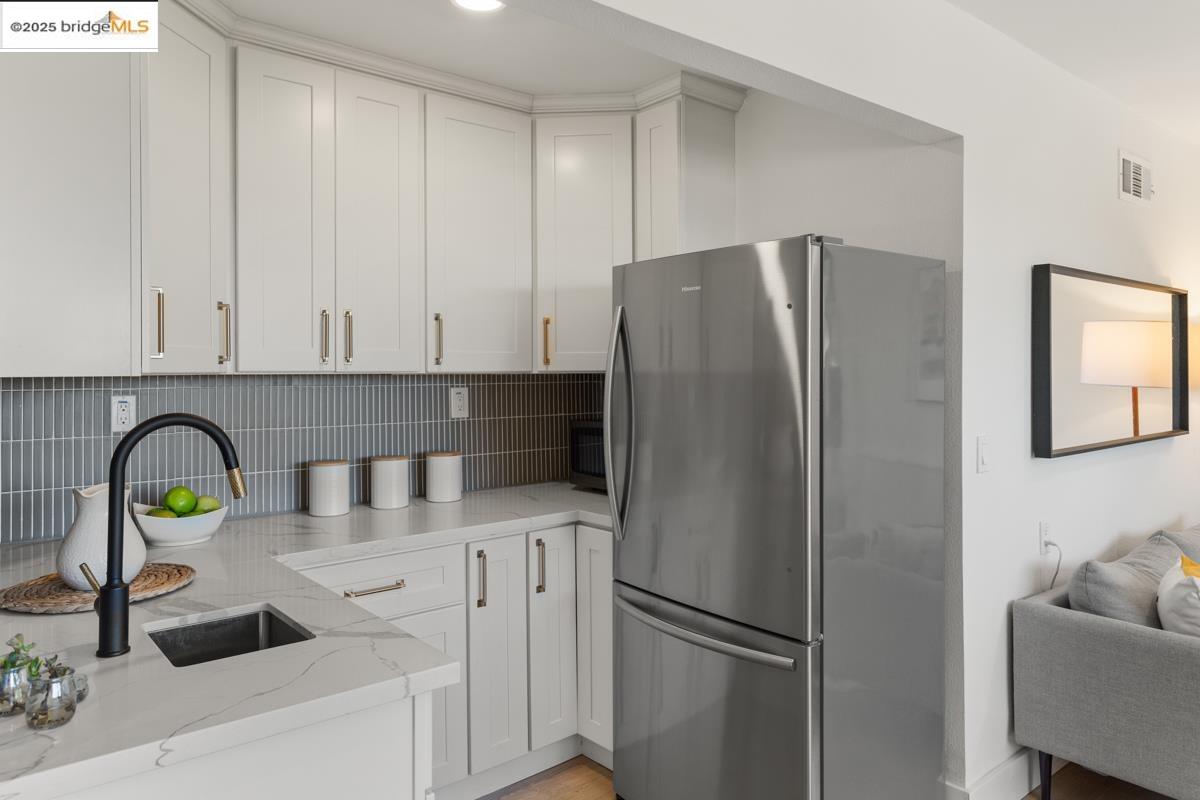 Detail Gallery Image 41 of 58 For 7376 Stockton Ave, El Cerrito,  CA 94530-2962 - 3 Beds | 3 Baths