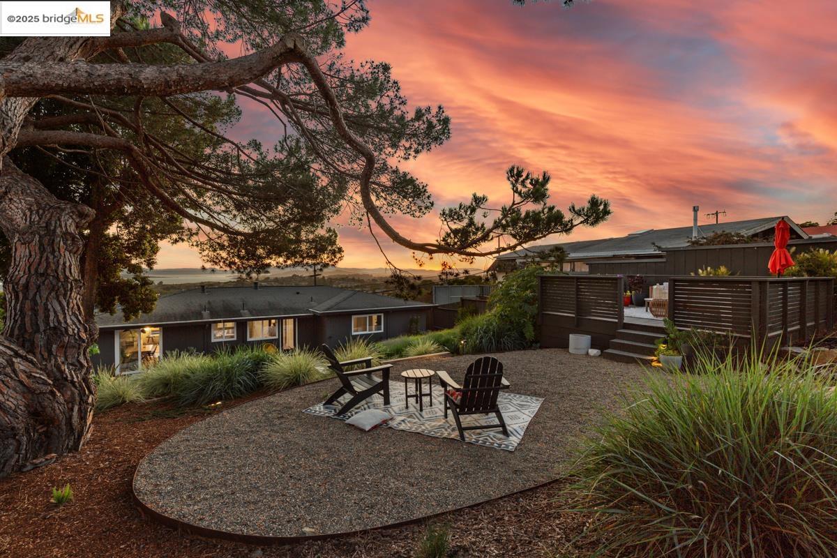 Detail Gallery Image 54 of 58 For 7376 Stockton Ave, El Cerrito,  CA 94530-2962 - 3 Beds | 3 Baths